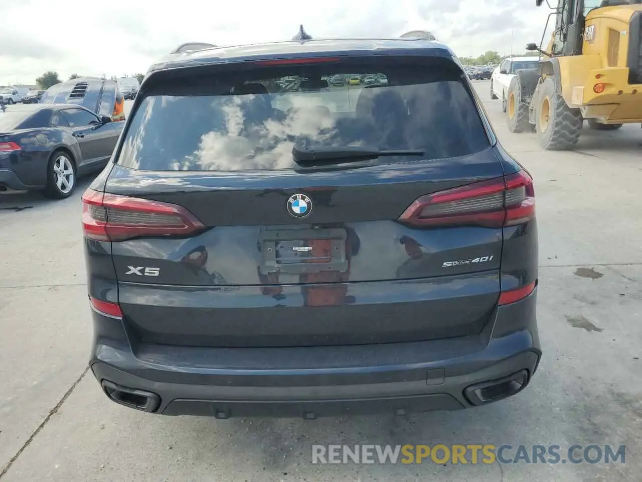 6 Photograph of a damaged car 5UXCR4C0XP9P25857 BMW X5 2023
