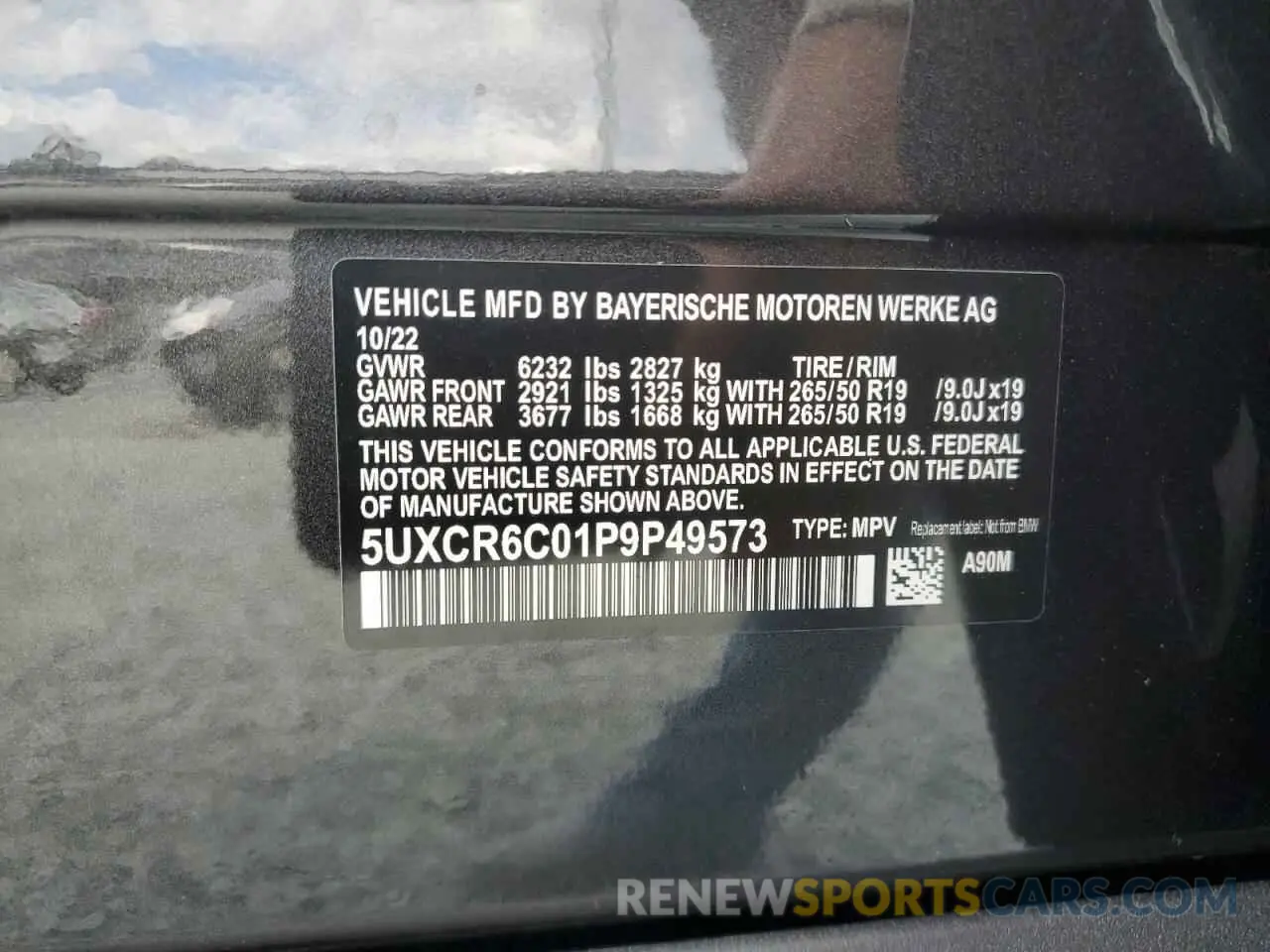 14 Photograph of a damaged car 5UXCR6C01P9P49573 BMW X5 2023