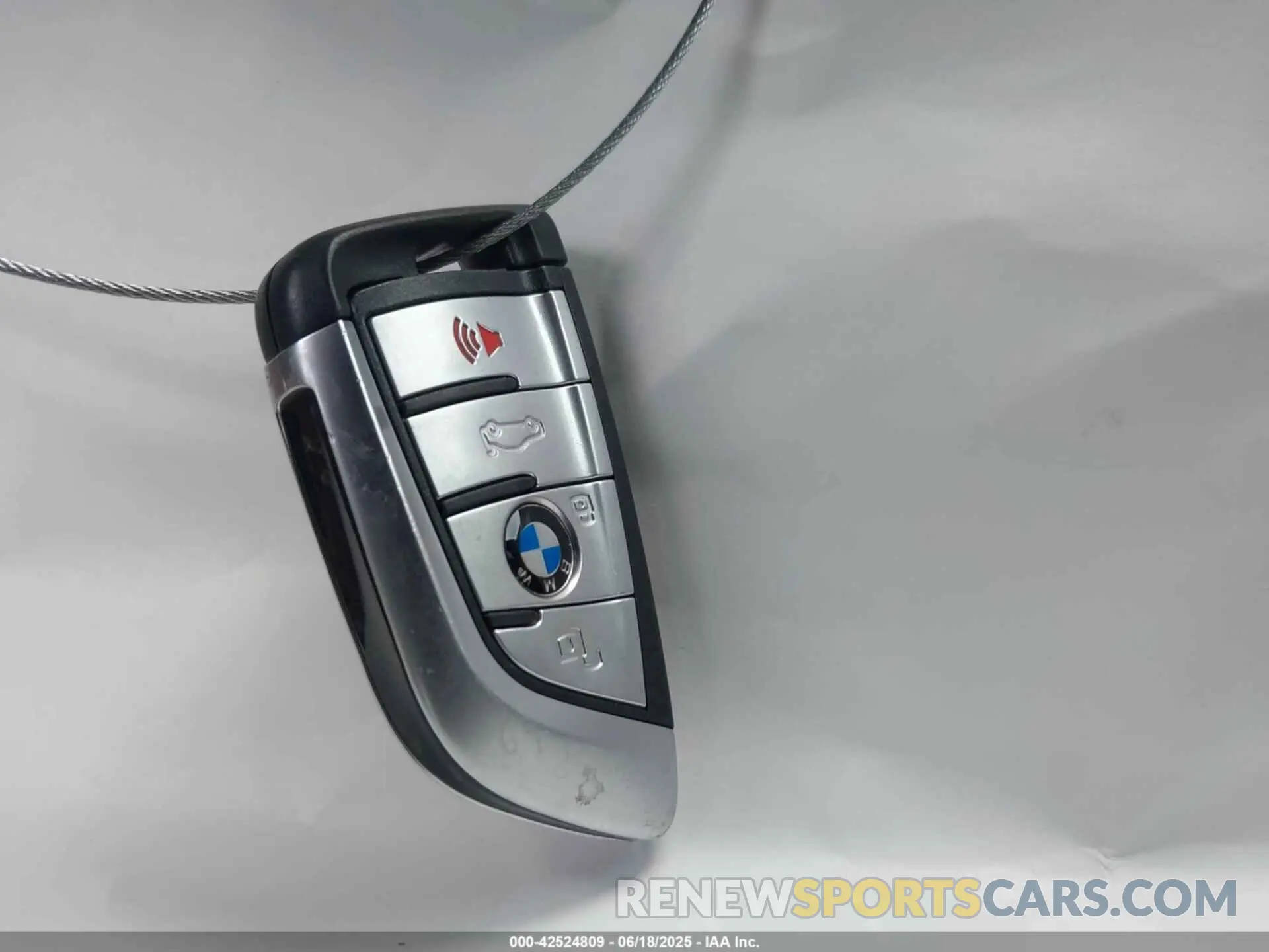 11 Photograph of a damaged car 5UXCR6C01P9R93000 BMW X5 2023