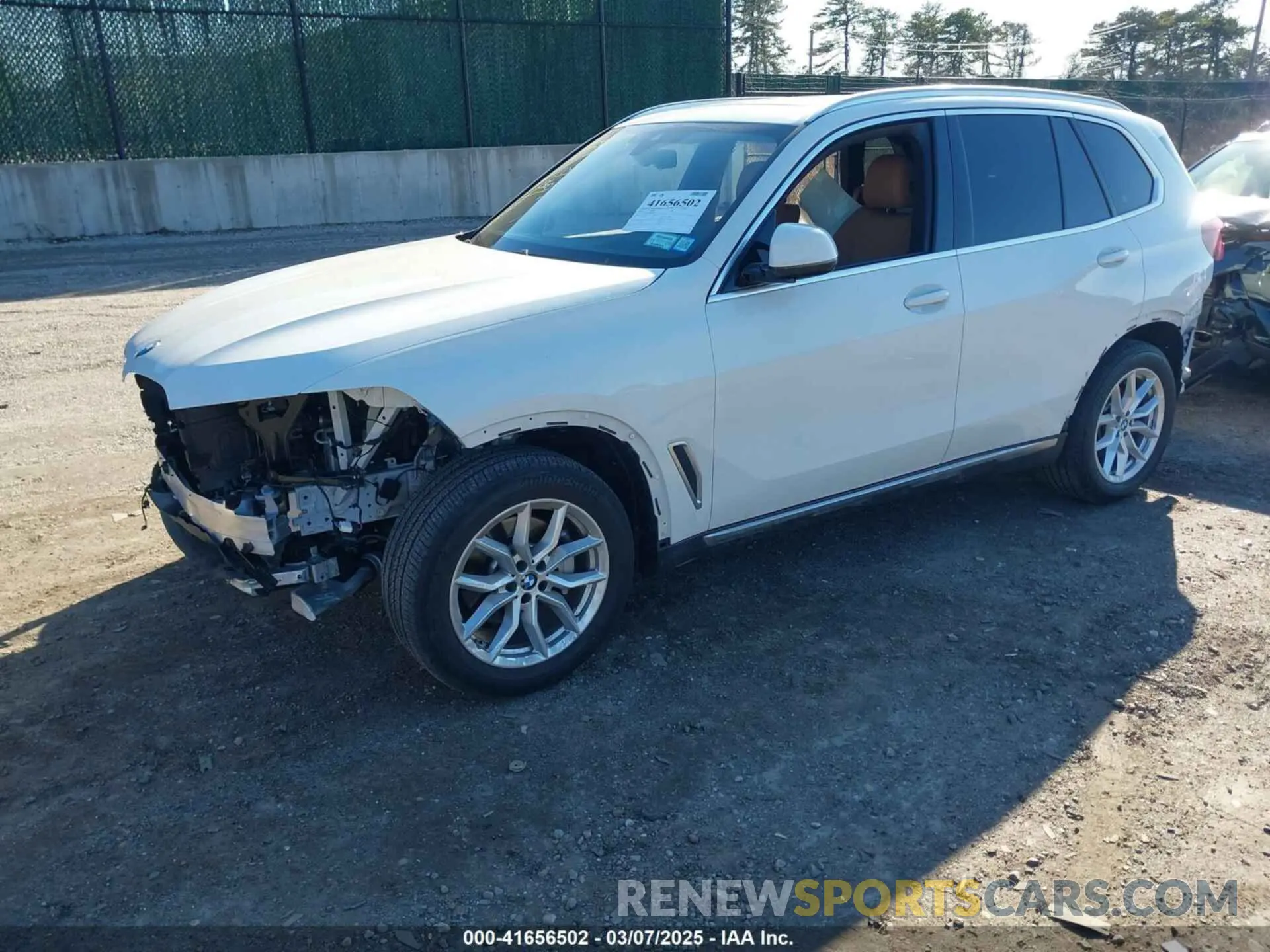 2 Photograph of a damaged car 5UXCR6C02P9P67919 BMW X5 2023