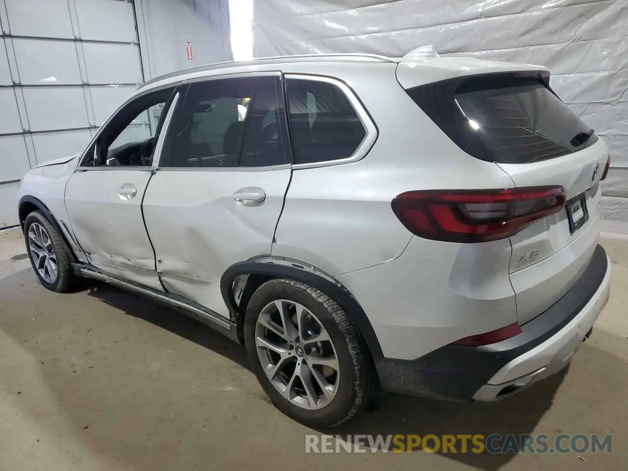 2 Фотография поврежденного автомобиля 5UXCR6C03P9R79115 BMW X5 2023