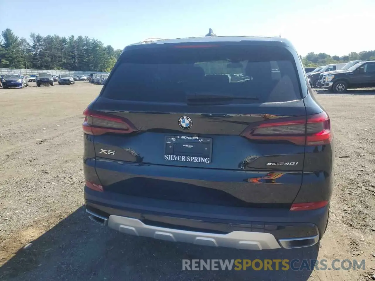 6 Photograph of a damaged car 5UXCR6C04P9N98955 BMW X5 2023