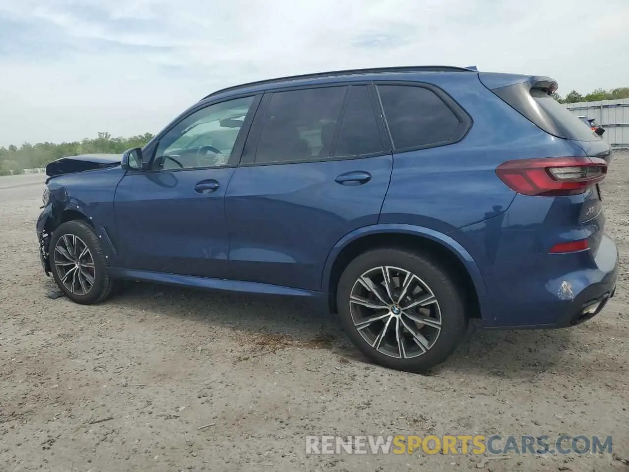 2 Photograph of a damaged car 5UXCR6C04P9P13750 BMW X5 2023