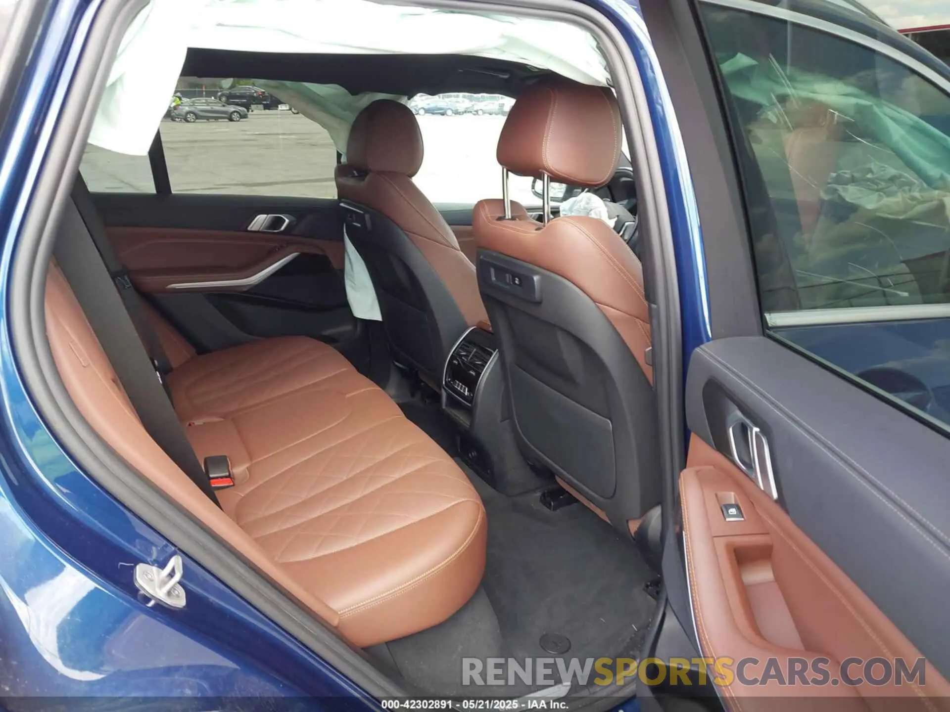 8 Фотография поврежденного автомобиля 5UXCR6C06P9P05293 BMW X5 2023