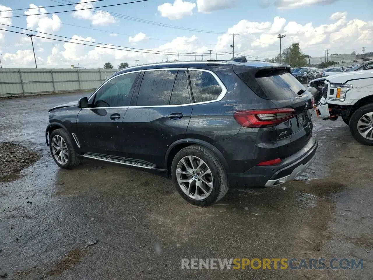 2 Photograph of a damaged car 5UXCR6C07P9P51490 BMW X5 2023