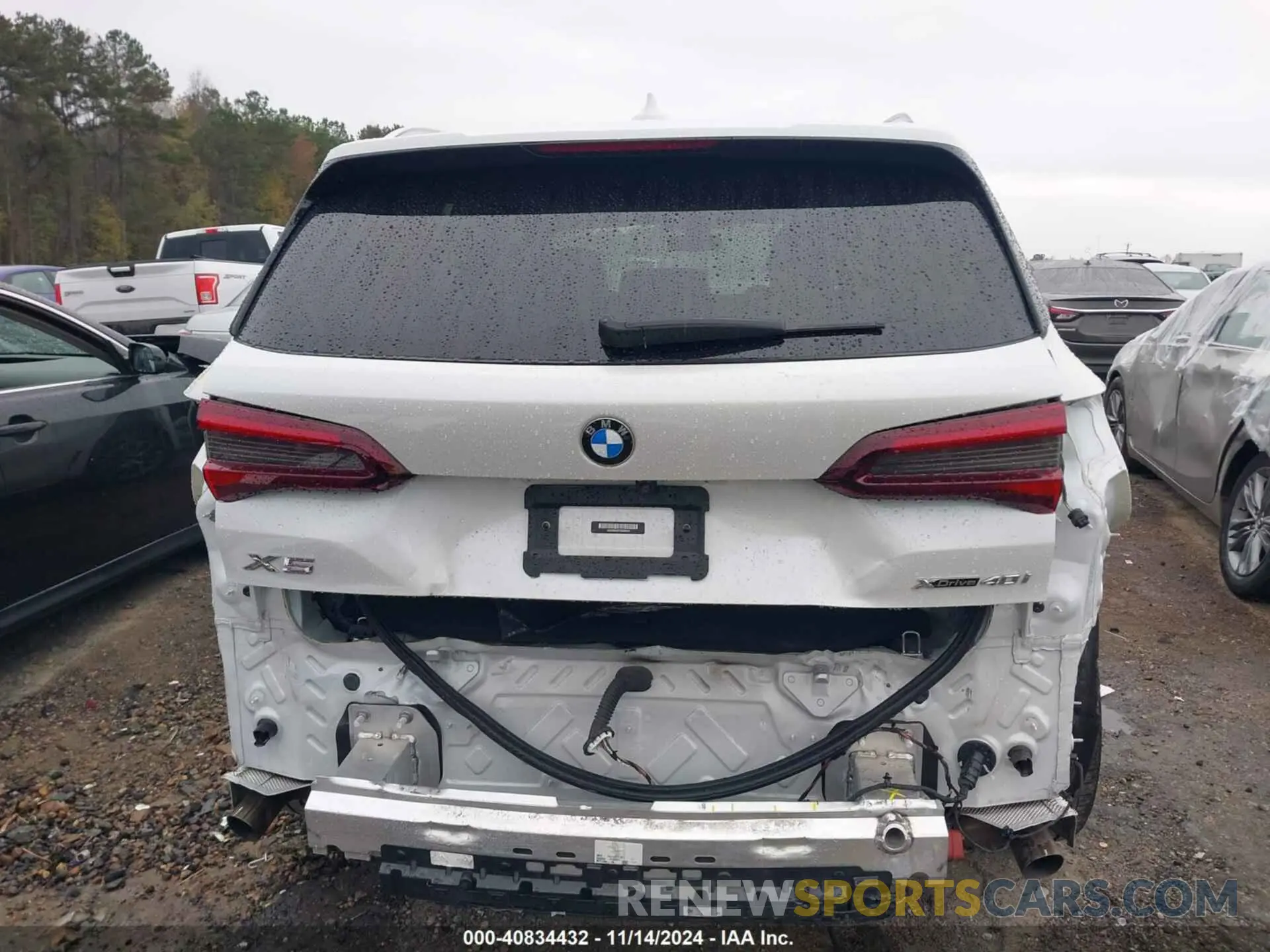 17 Фотография поврежденного автомобиля 5UXCR6C07P9R98556 BMW X5 2023