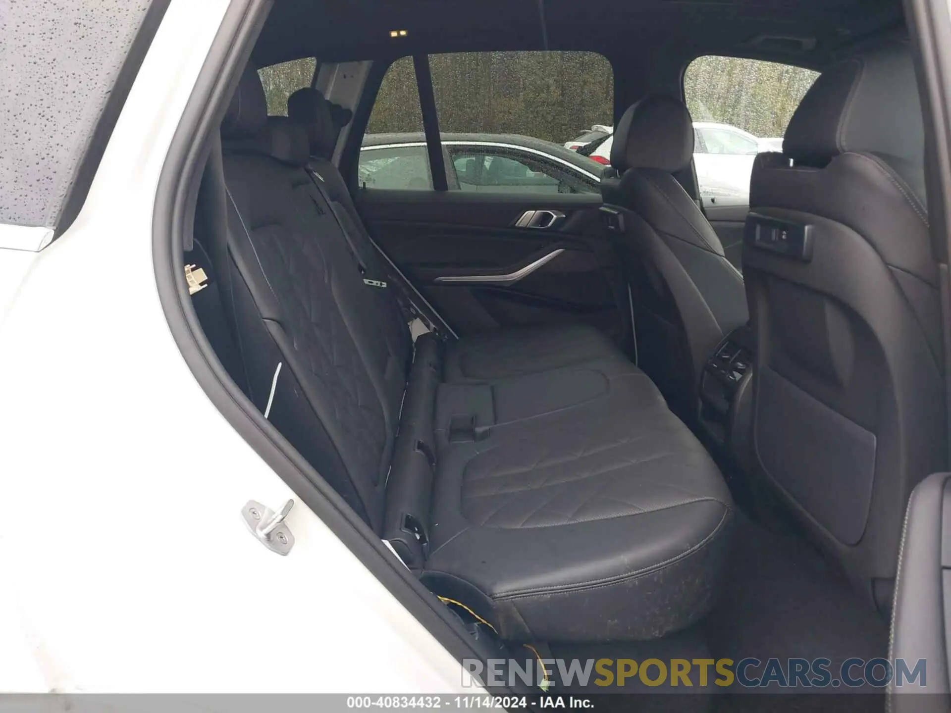 8 Фотография поврежденного автомобиля 5UXCR6C07P9R98556 BMW X5 2023