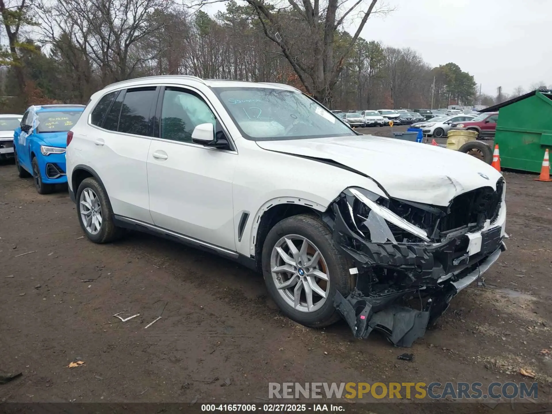 13 Photograph of a damaged car 5UXCR6C08P9P06767 BMW X5 2023