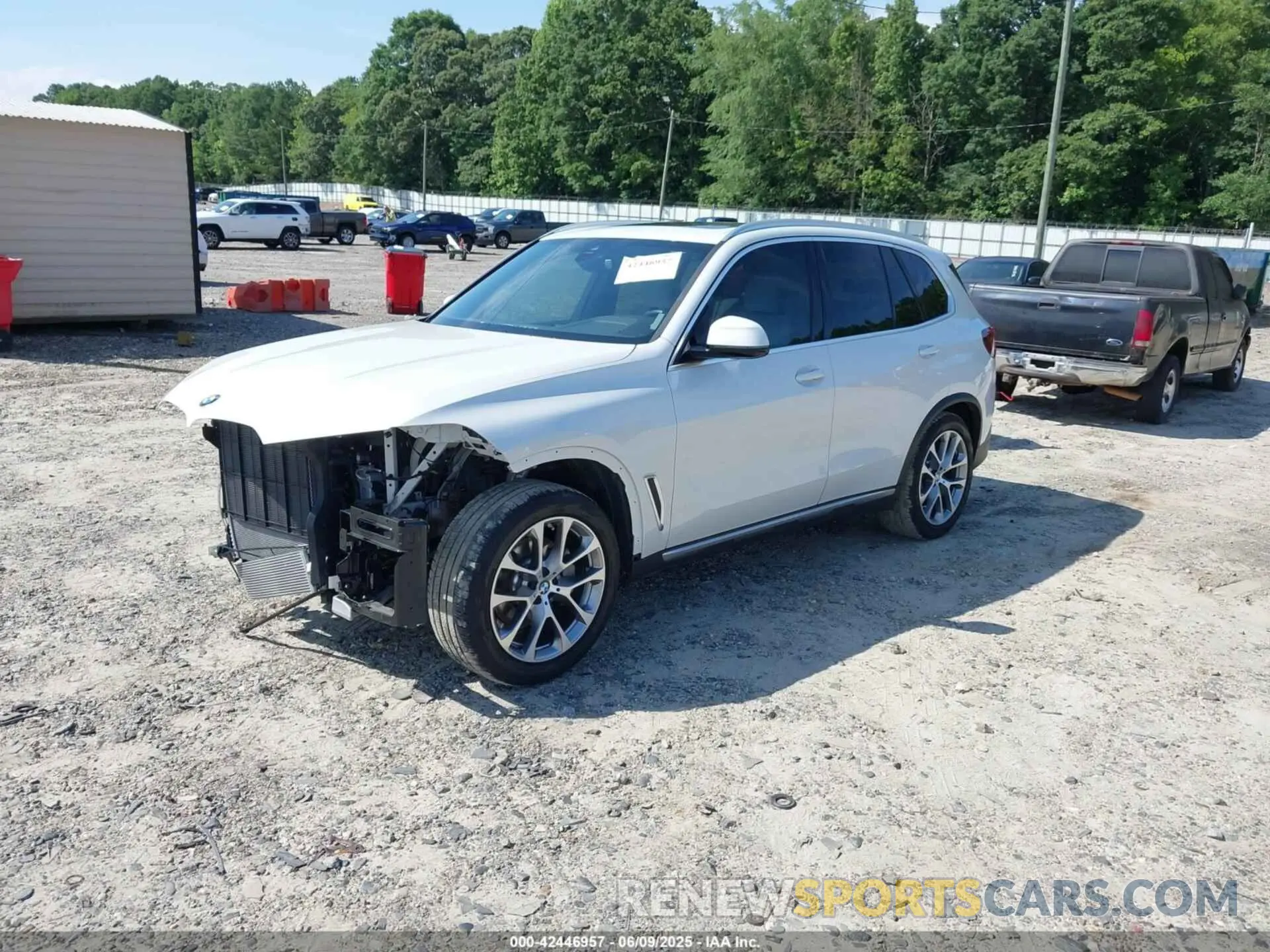2 Photograph of a damaged car 5UXCR6C09P9R25706 BMW X5 2023