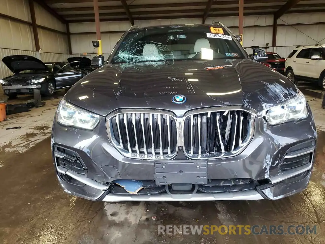 5 Photograph of a damaged car 5UXTA6C00P9N74692 BMW X5 2023