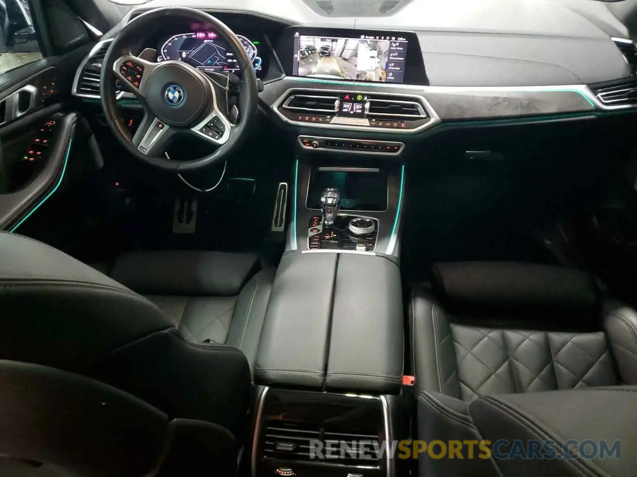 8 Photograph of a damaged car 5UXTA6C01P9P03488 BMW X5 2023