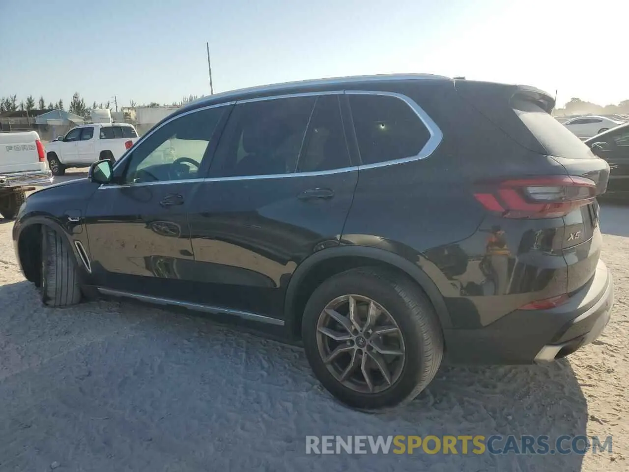 2 Фотография поврежденного автомобиля 5UXTA6C06P9S02144 BMW X5 2023