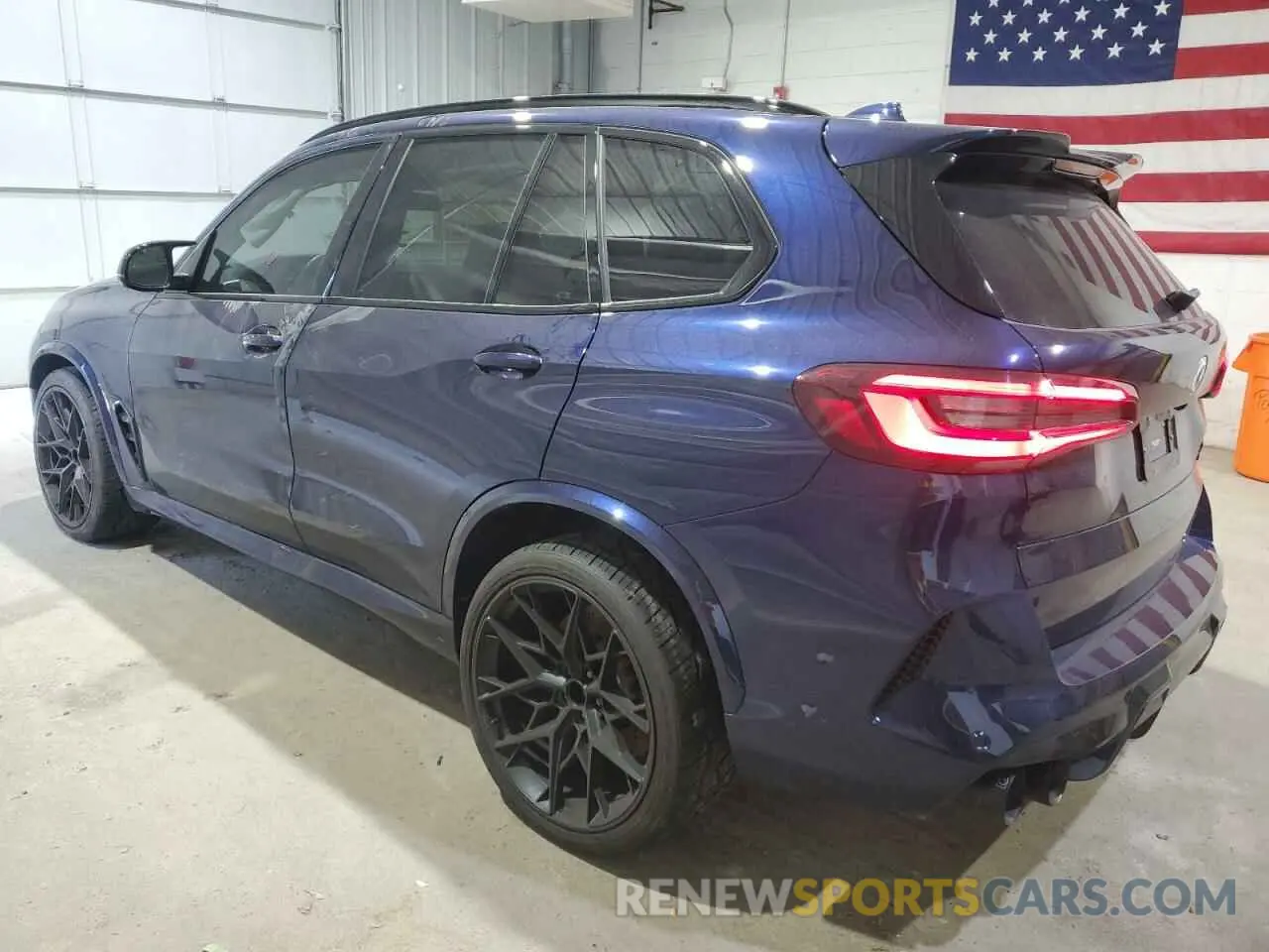 2 Photograph of a damaged car 5YMJU0C0XP9P85323 BMW X5 2023