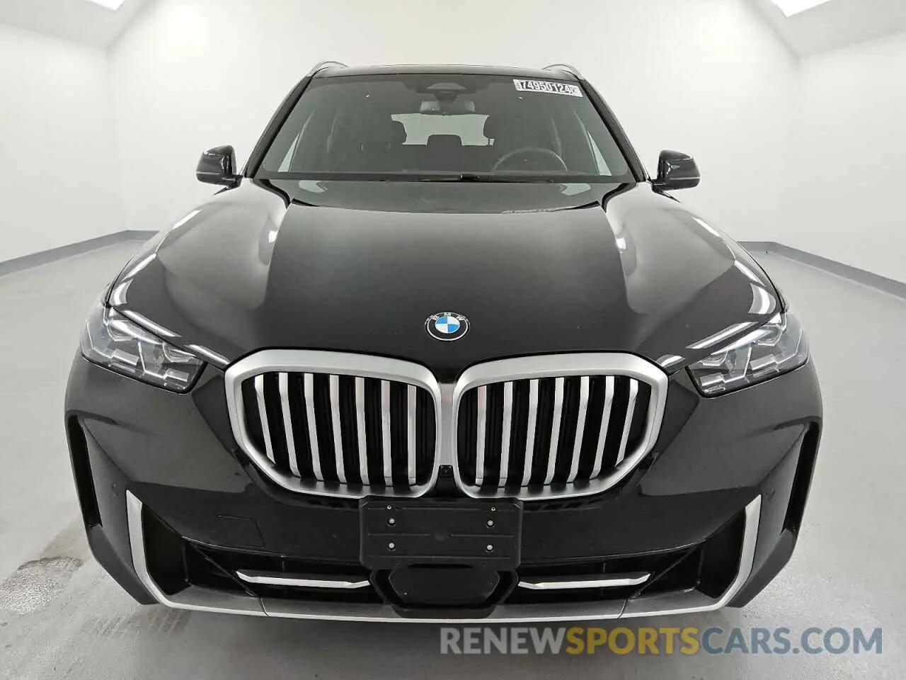 5 Photograph of a damaged car 5UX13EU01R9V85410 BMW X5 2024