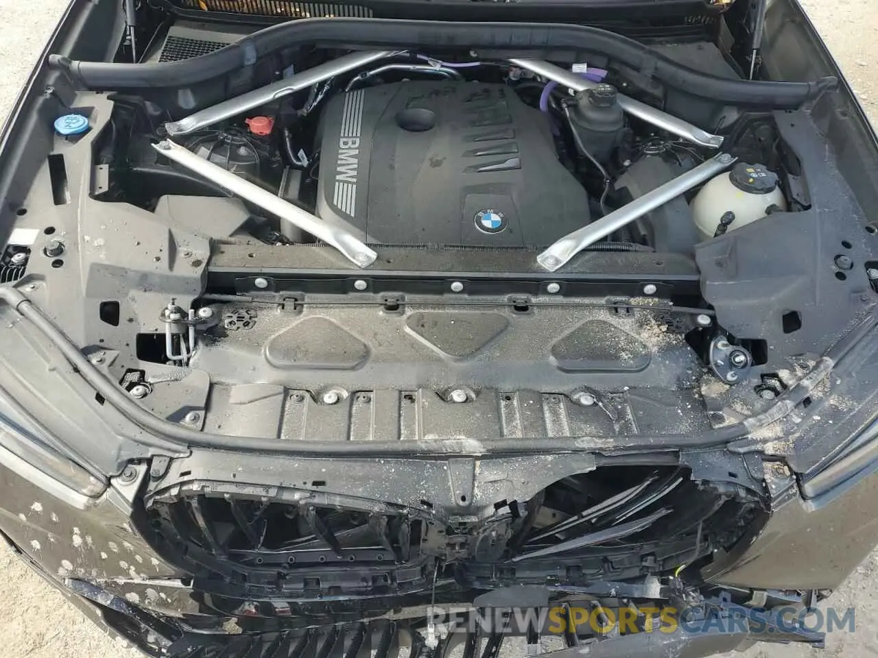 12 Фотография поврежденного автомобиля 5UX13EU02R9U24452 BMW X5 2024