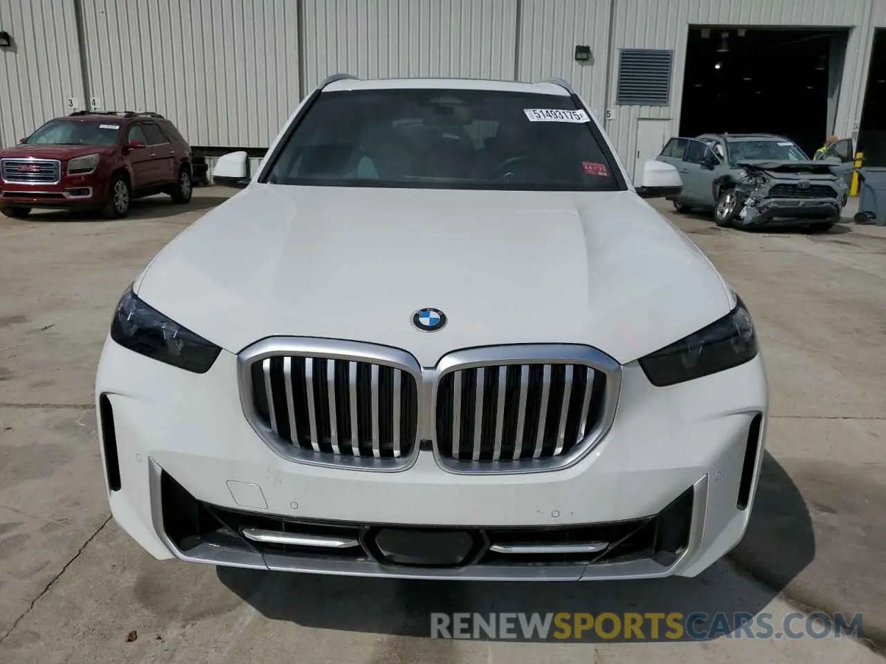 5 Фотография поврежденного автомобиля 5UX13EU05R9S49811 BMW X5 2024