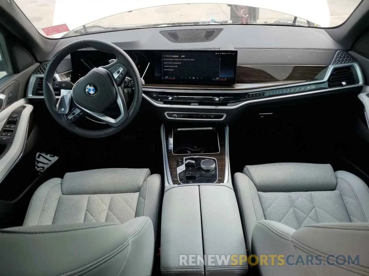 8 Фотография поврежденного автомобиля 5UX13EU05R9S49811 BMW X5 2024