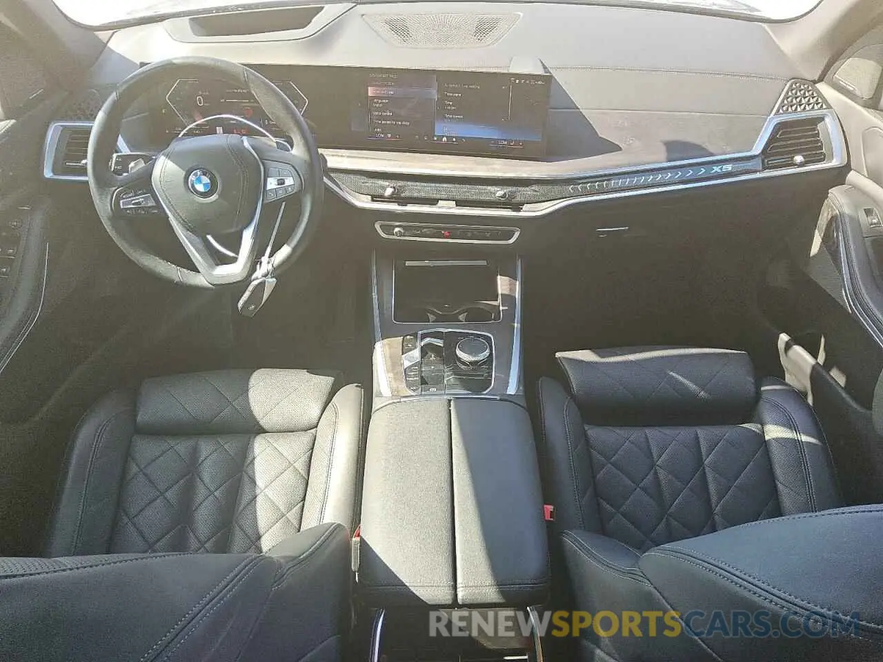 8 Фотография поврежденного автомобиля 5UX13EU05R9T35765 BMW X5 2024