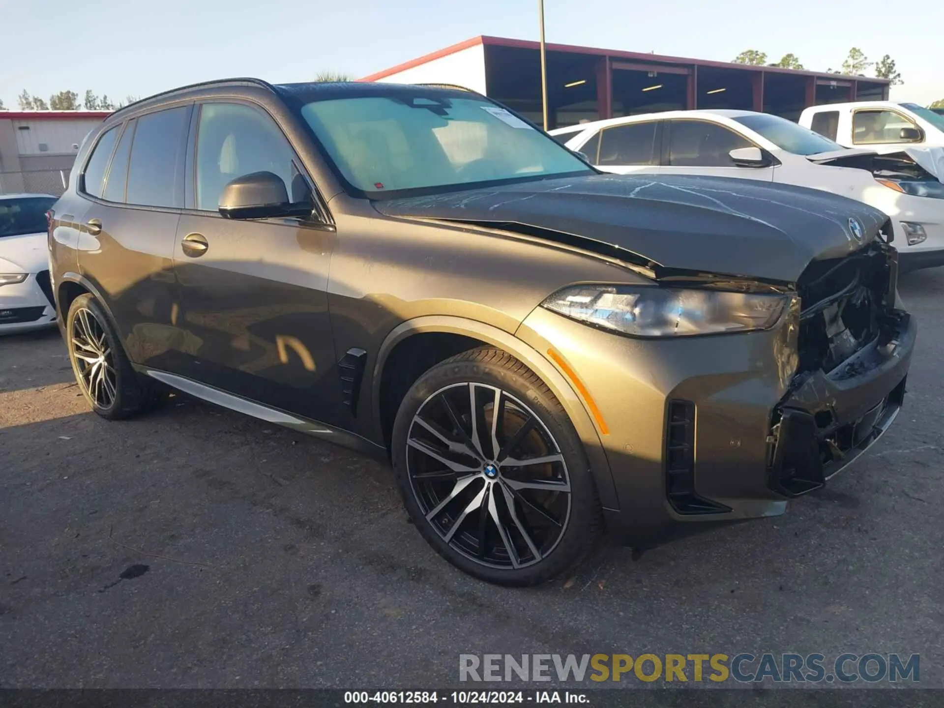 1 Photograph of a damaged car 5UX13EU06R9S56461 BMW X5 2024