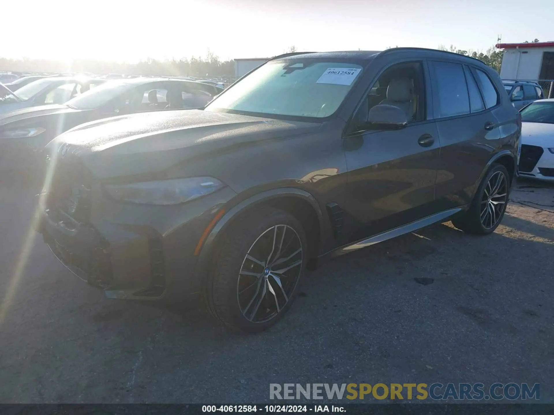 2 Photograph of a damaged car 5UX13EU06R9S56461 BMW X5 2024