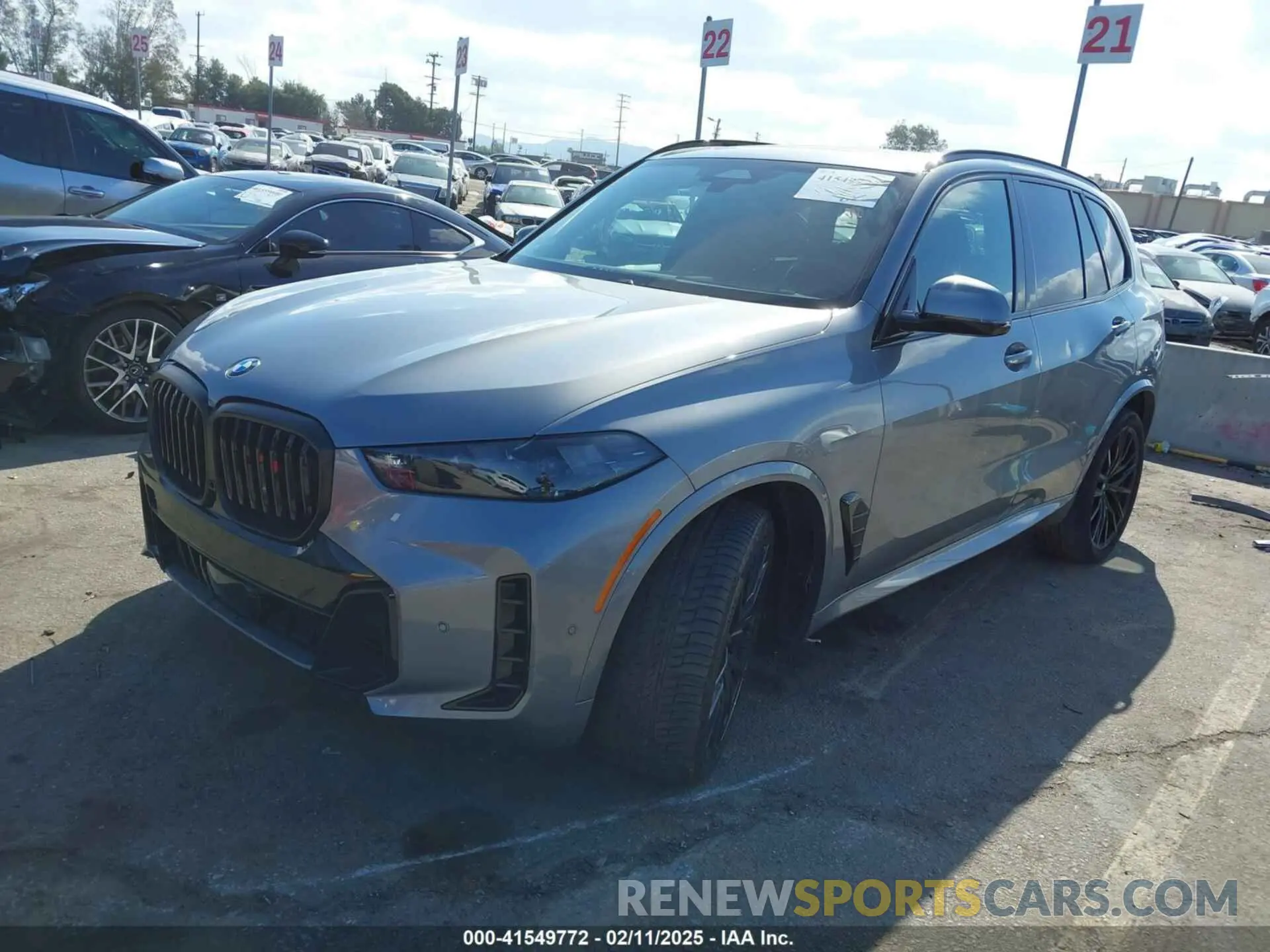 2 Фотография поврежденного автомобиля 5UX13EU06R9S86320 BMW X5 2024