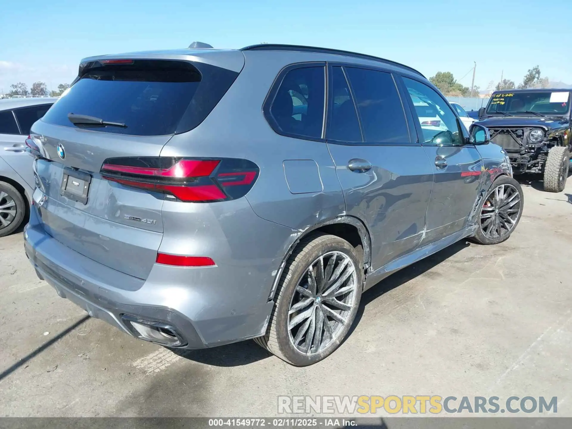 4 Фотография поврежденного автомобиля 5UX13EU06R9S86320 BMW X5 2024
