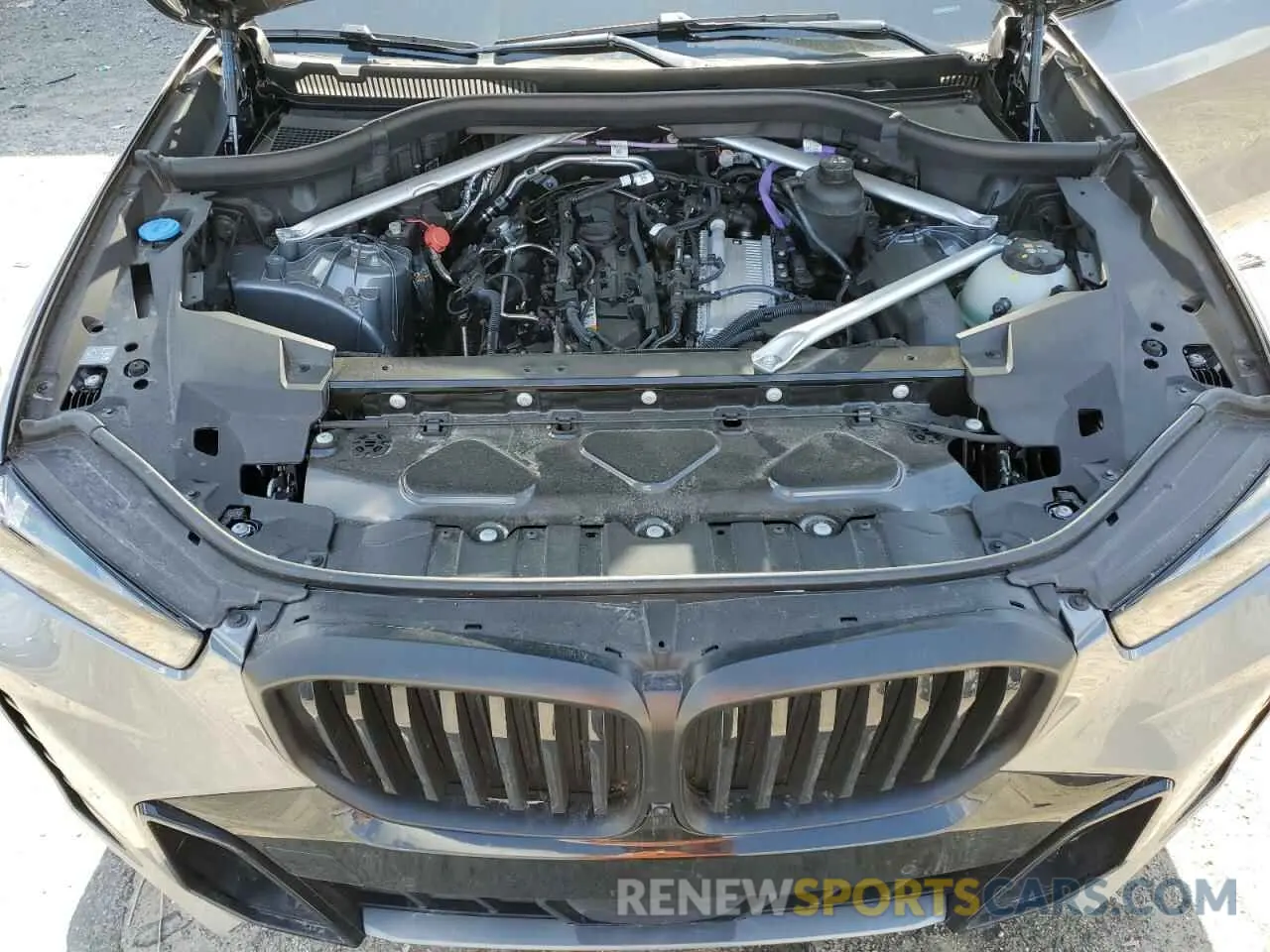 12 Фотография поврежденного автомобиля 5UX13EU06R9U96769 BMW X5 2024