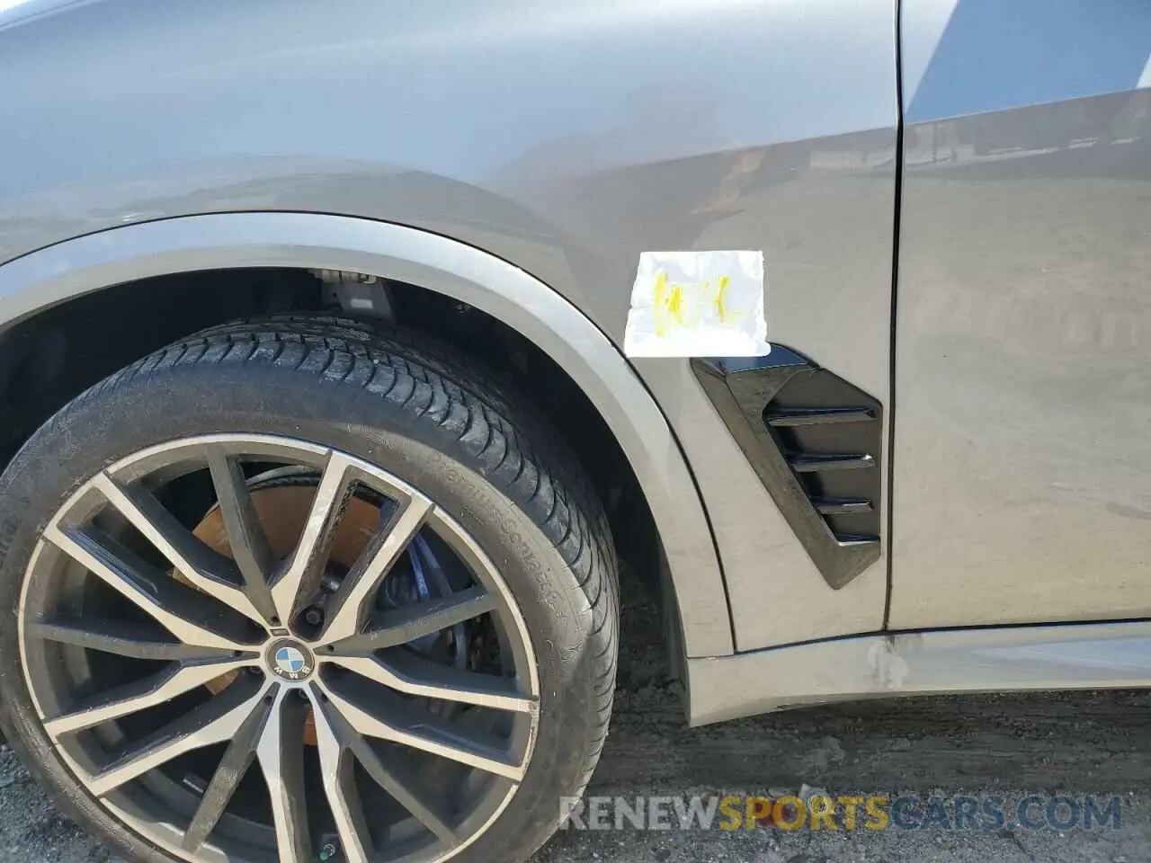13 Фотография поврежденного автомобиля 5UX13EU06R9U96769 BMW X5 2024