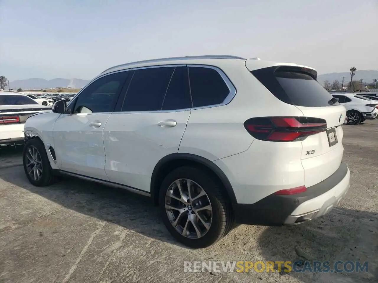 2 Photograph of a damaged car 5UX13EU07R9S70689 BMW X5 2024