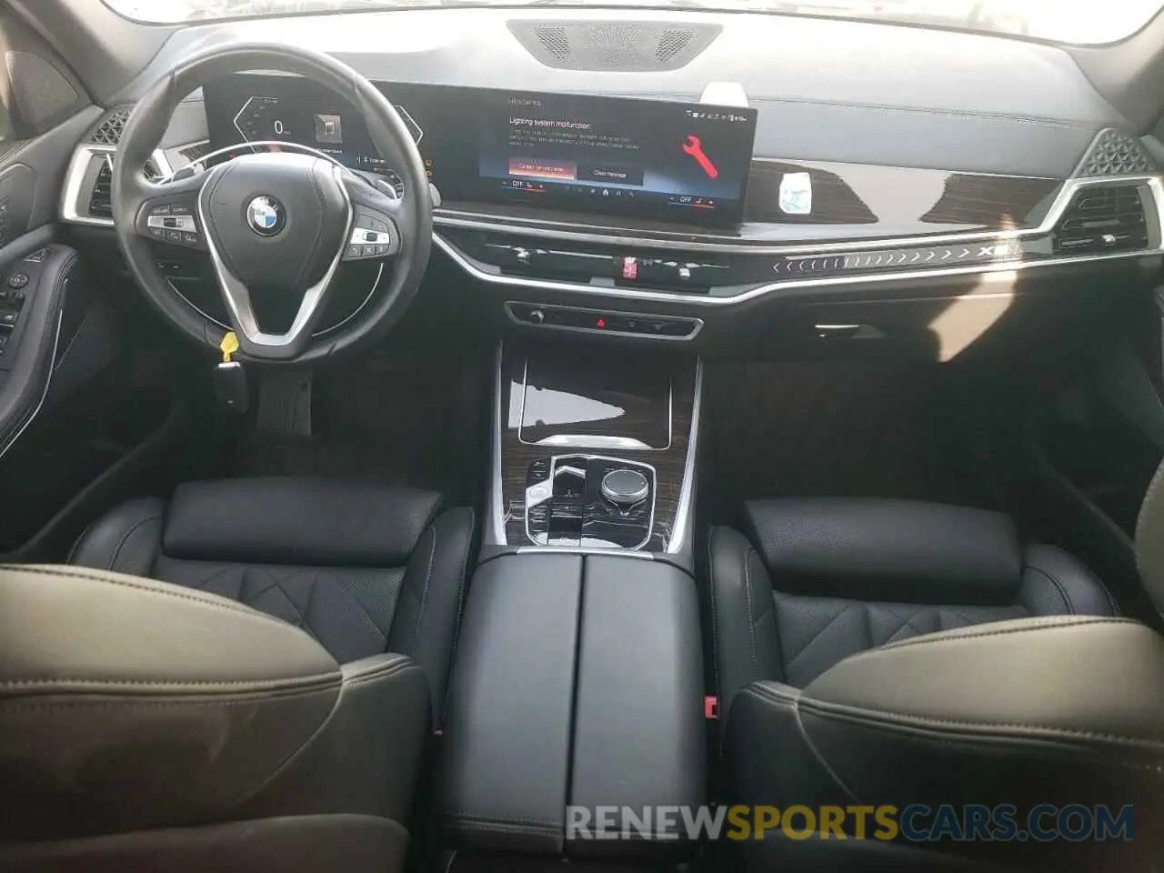 8 Photograph of a damaged car 5UX13EU07R9S70689 BMW X5 2024