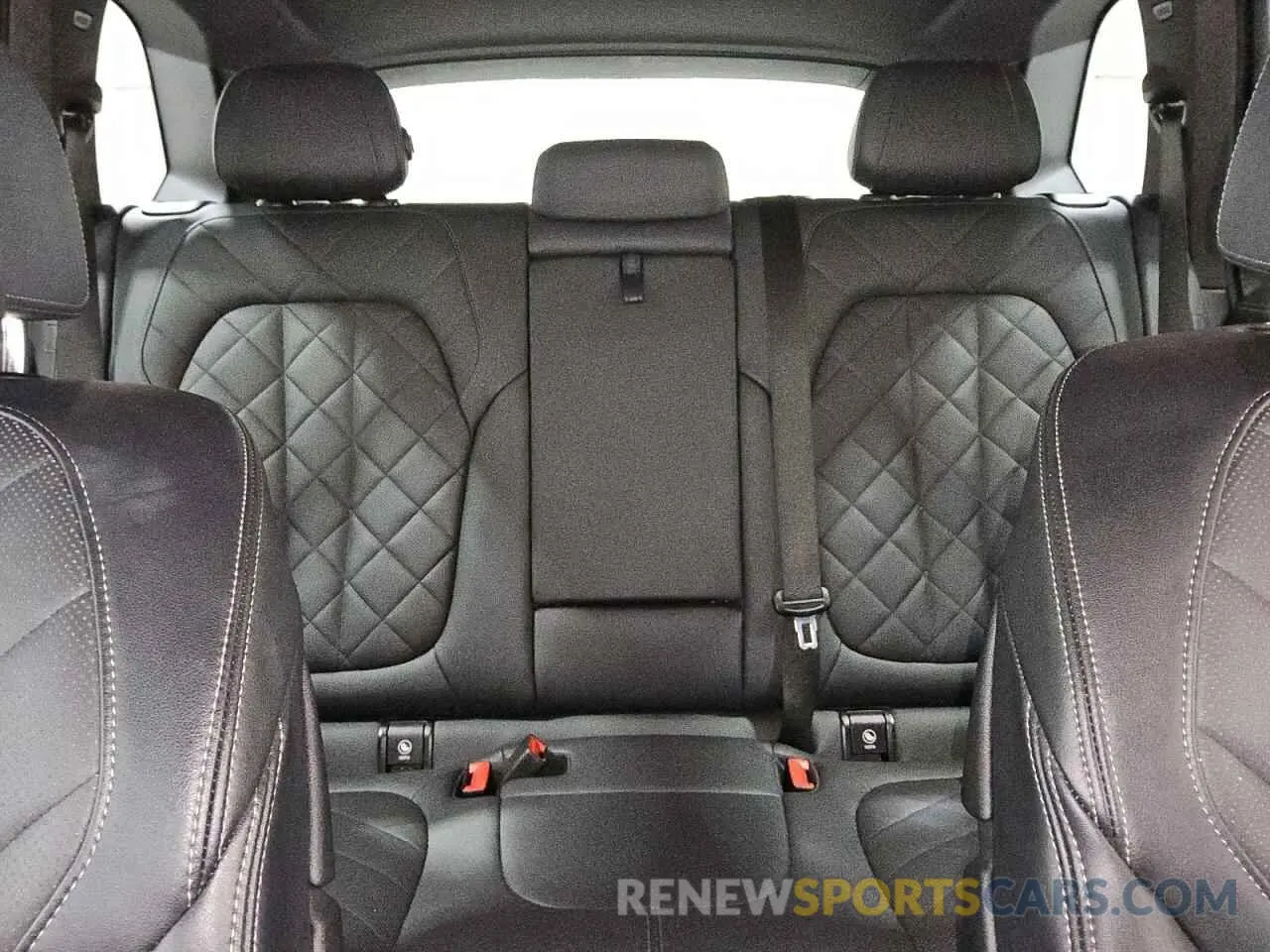 10 Фотография поврежденного автомобиля 5UX13EU07R9U96151 BMW X5 2024