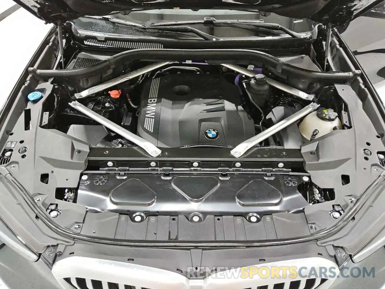 12 Фотография поврежденного автомобиля 5UX13EU07R9U96151 BMW X5 2024