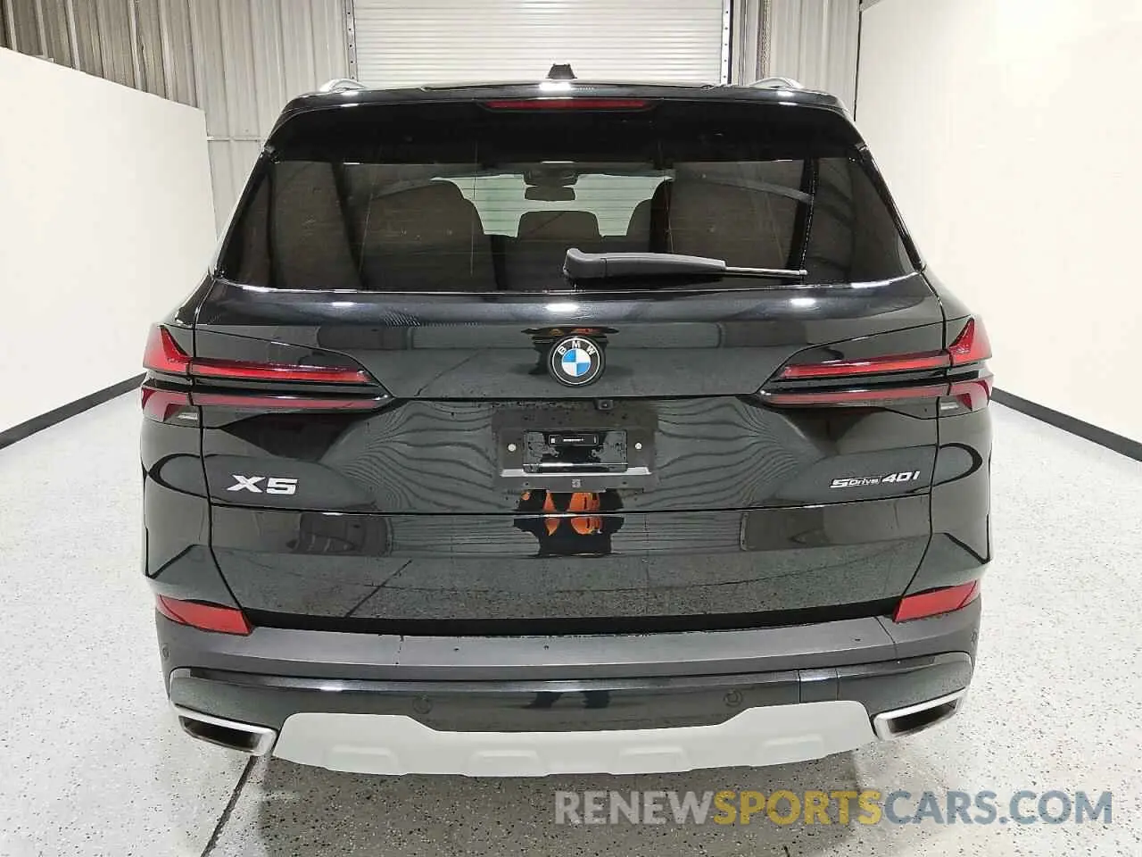 6 Фотография поврежденного автомобиля 5UX13EU07R9U96151 BMW X5 2024