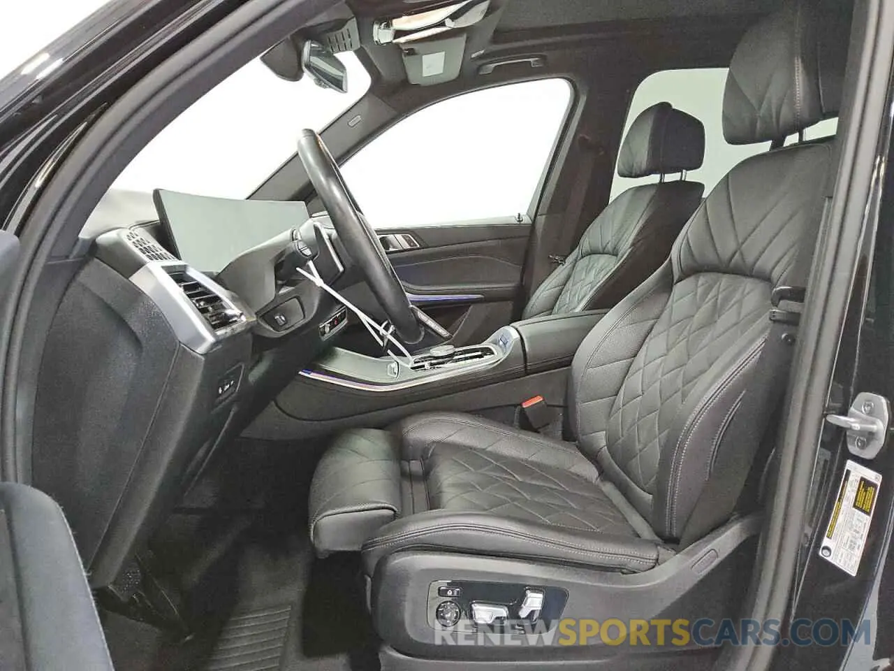 7 Фотография поврежденного автомобиля 5UX13EU07R9U96151 BMW X5 2024