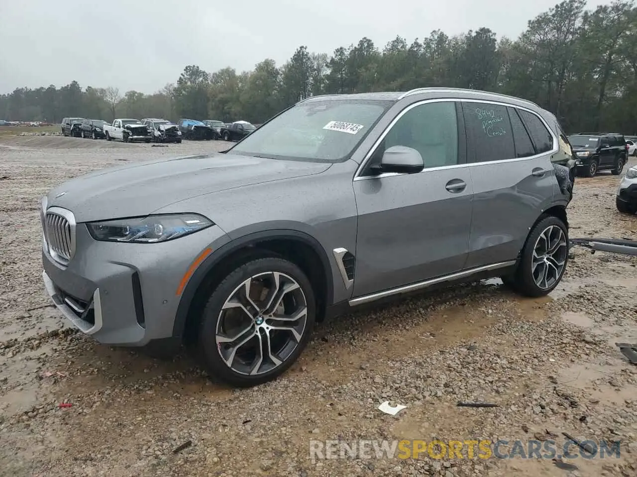 1 Photograph of a damaged car 5UX13EU09R9S65574 BMW X5 2024