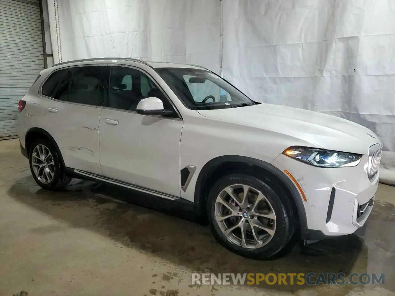 4 Фотография поврежденного автомобиля 5UX13EU0XR9U04157 BMW X5 2024