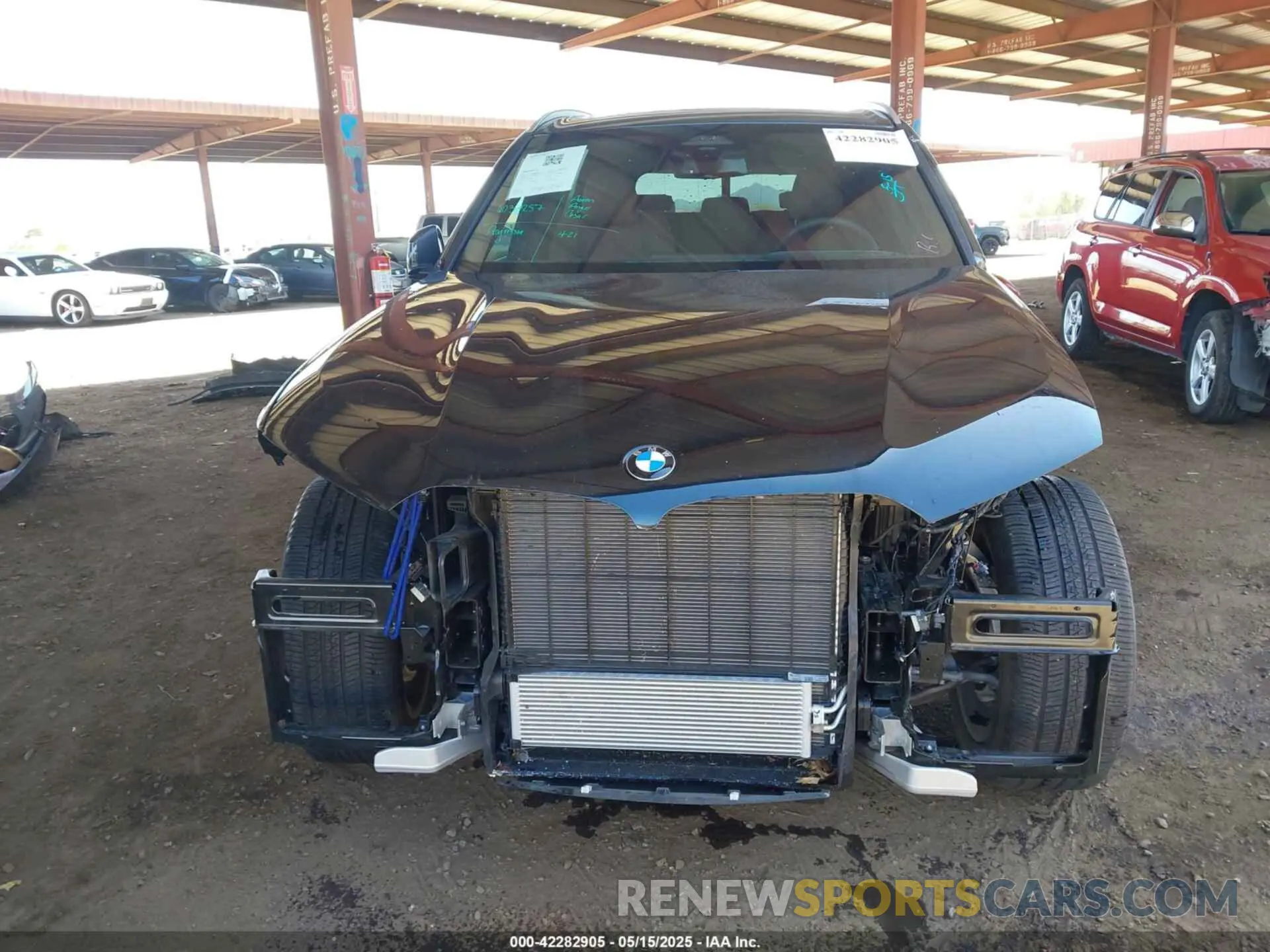13 Photograph of a damaged car 5UX23EU01R9W17275 BMW X5 2024