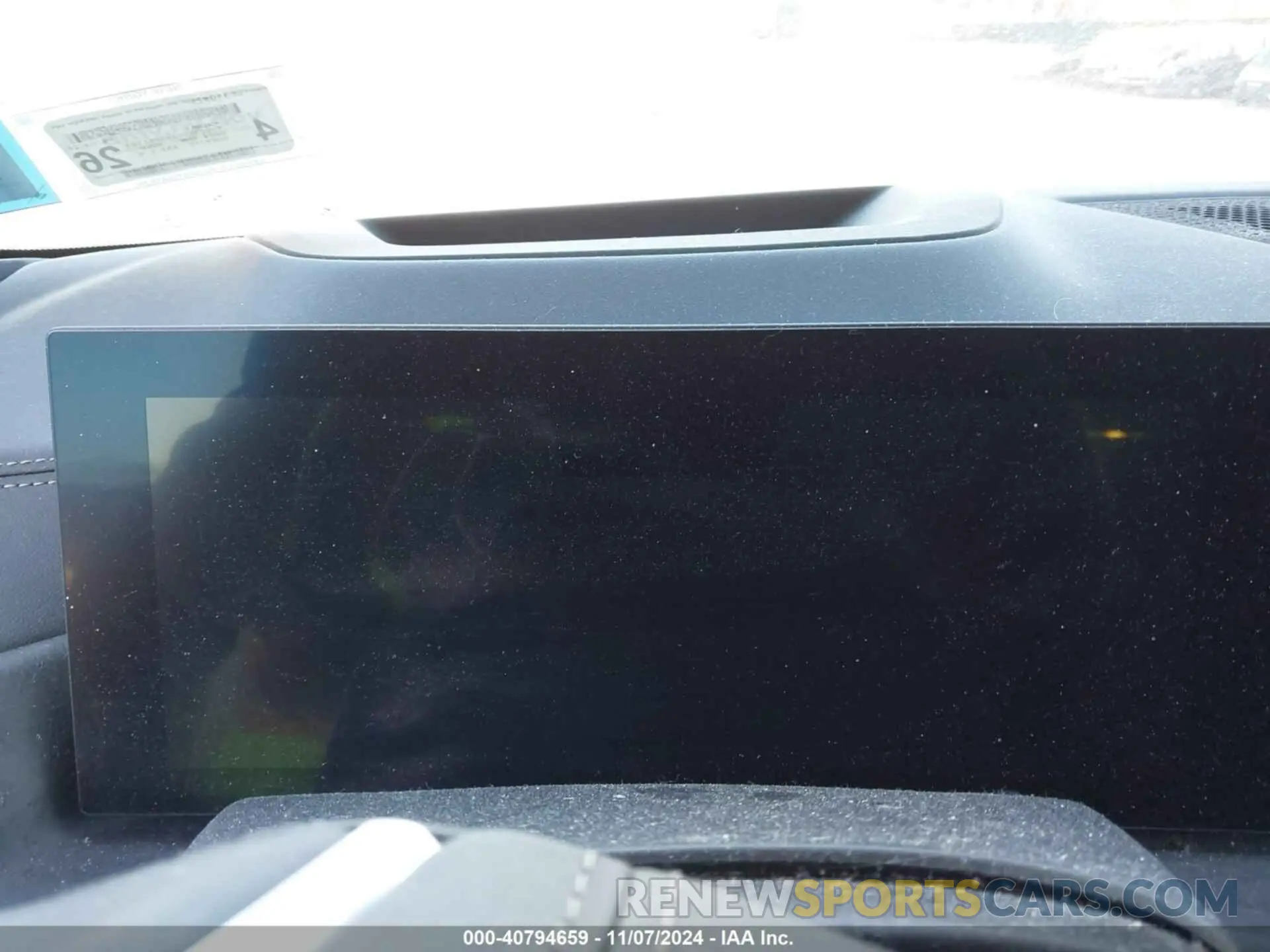 7 Photograph of a damaged car 5UX23EU02R9V51383 BMW X5 2024