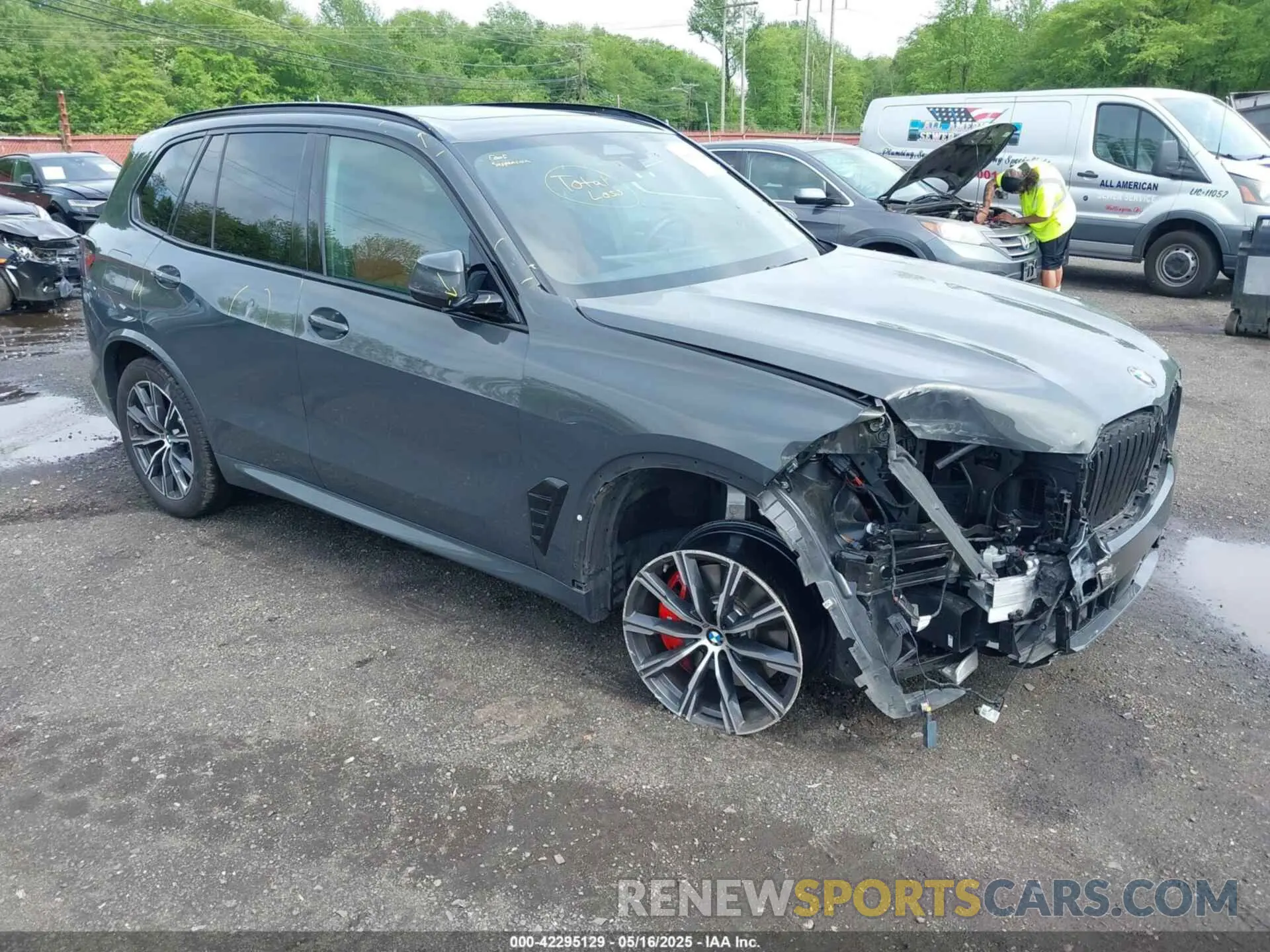 1 Фотография поврежденного автомобиля 5UX23EU04R9V01472 BMW X5 2024
