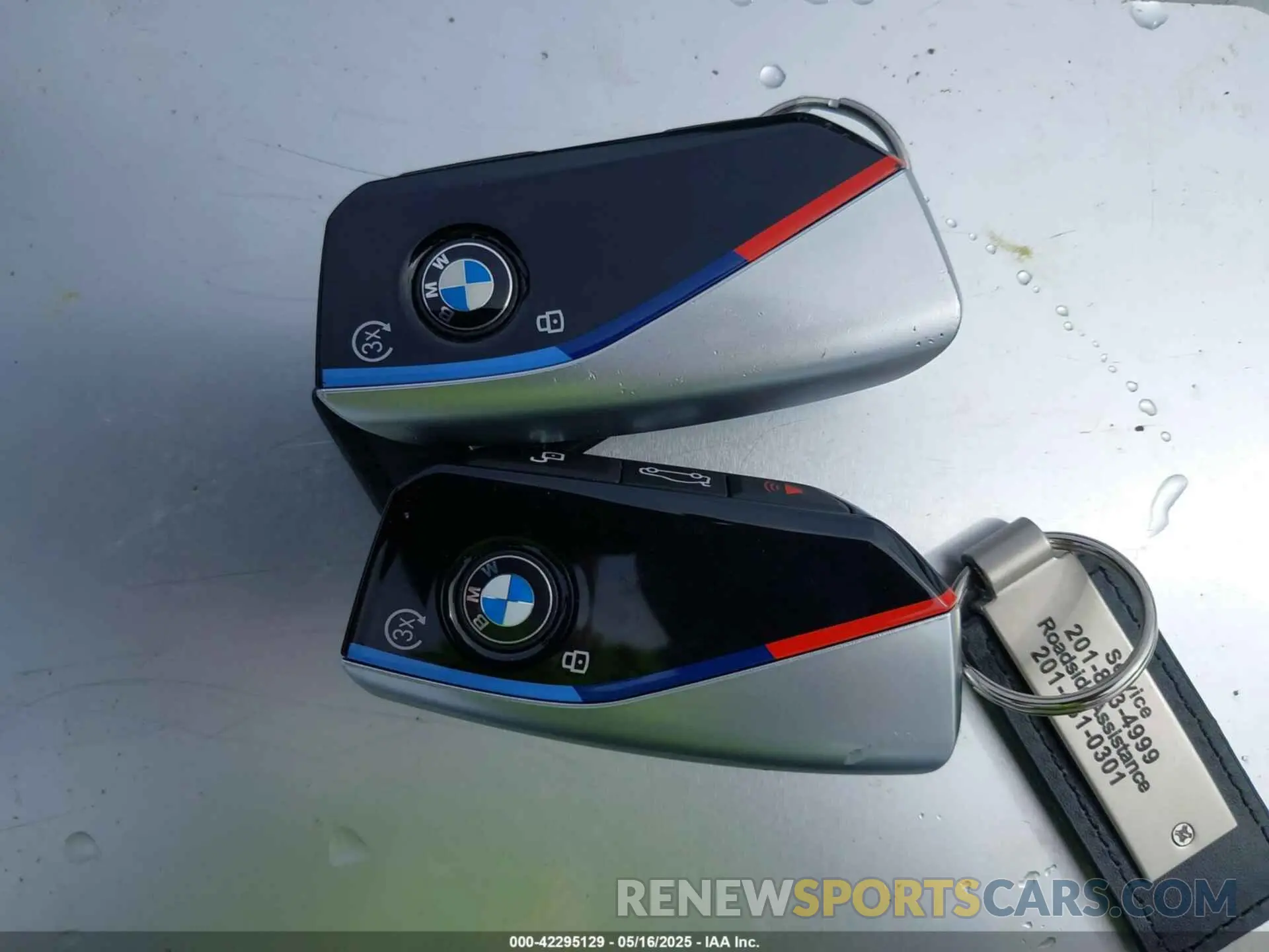 11 Фотография поврежденного автомобиля 5UX23EU04R9V01472 BMW X5 2024