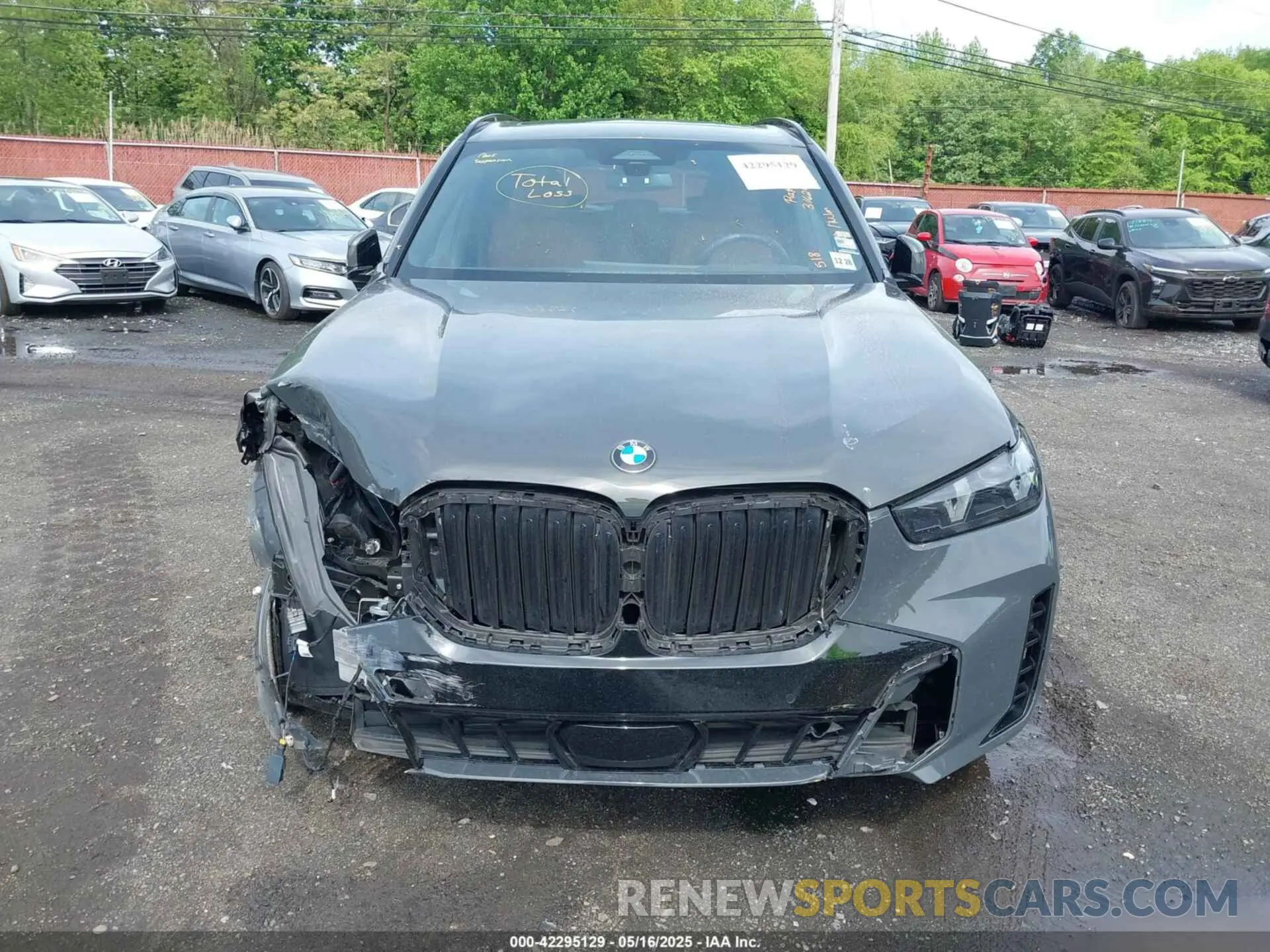 12 Фотография поврежденного автомобиля 5UX23EU04R9V01472 BMW X5 2024