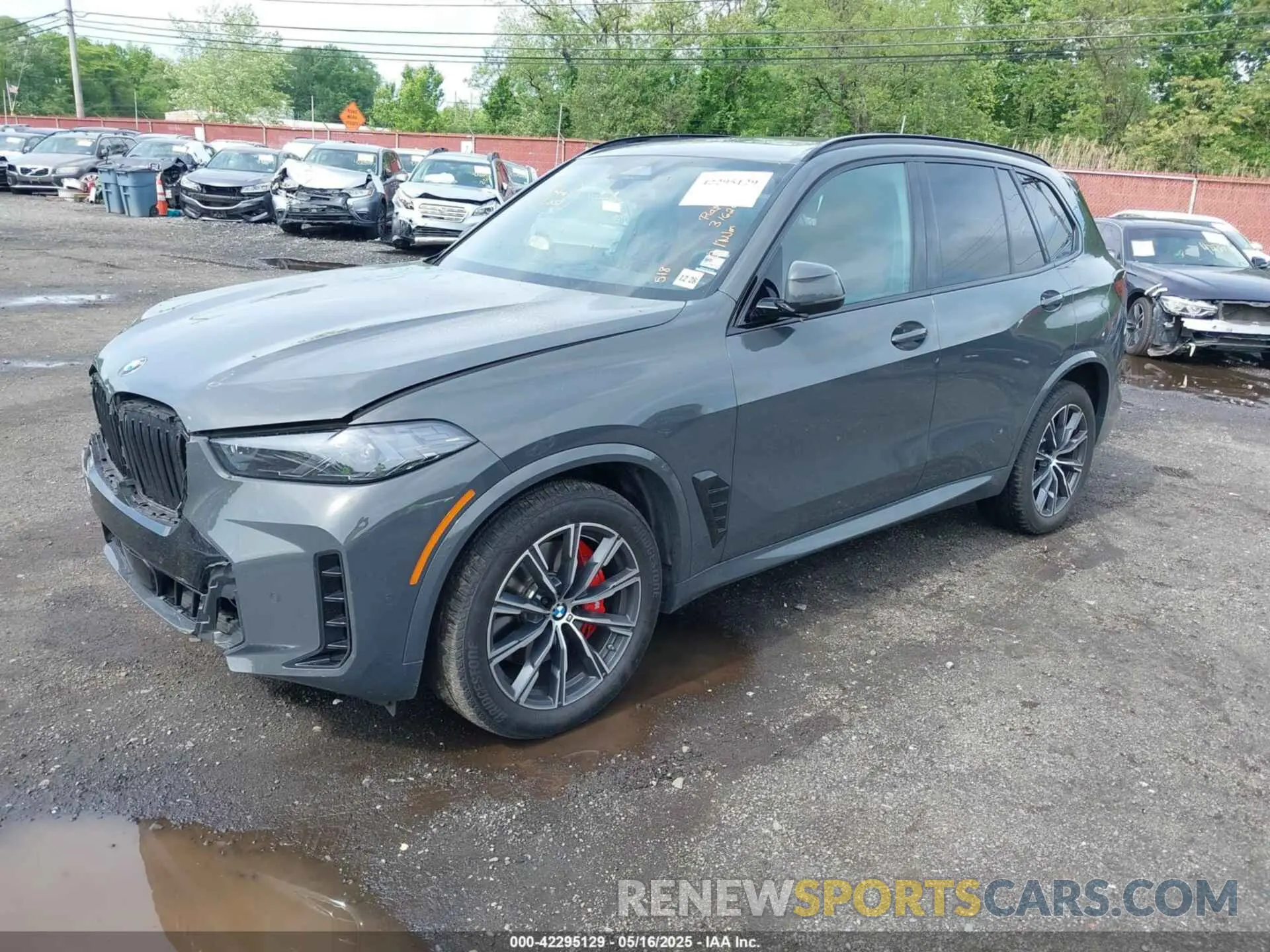 2 Фотография поврежденного автомобиля 5UX23EU04R9V01472 BMW X5 2024