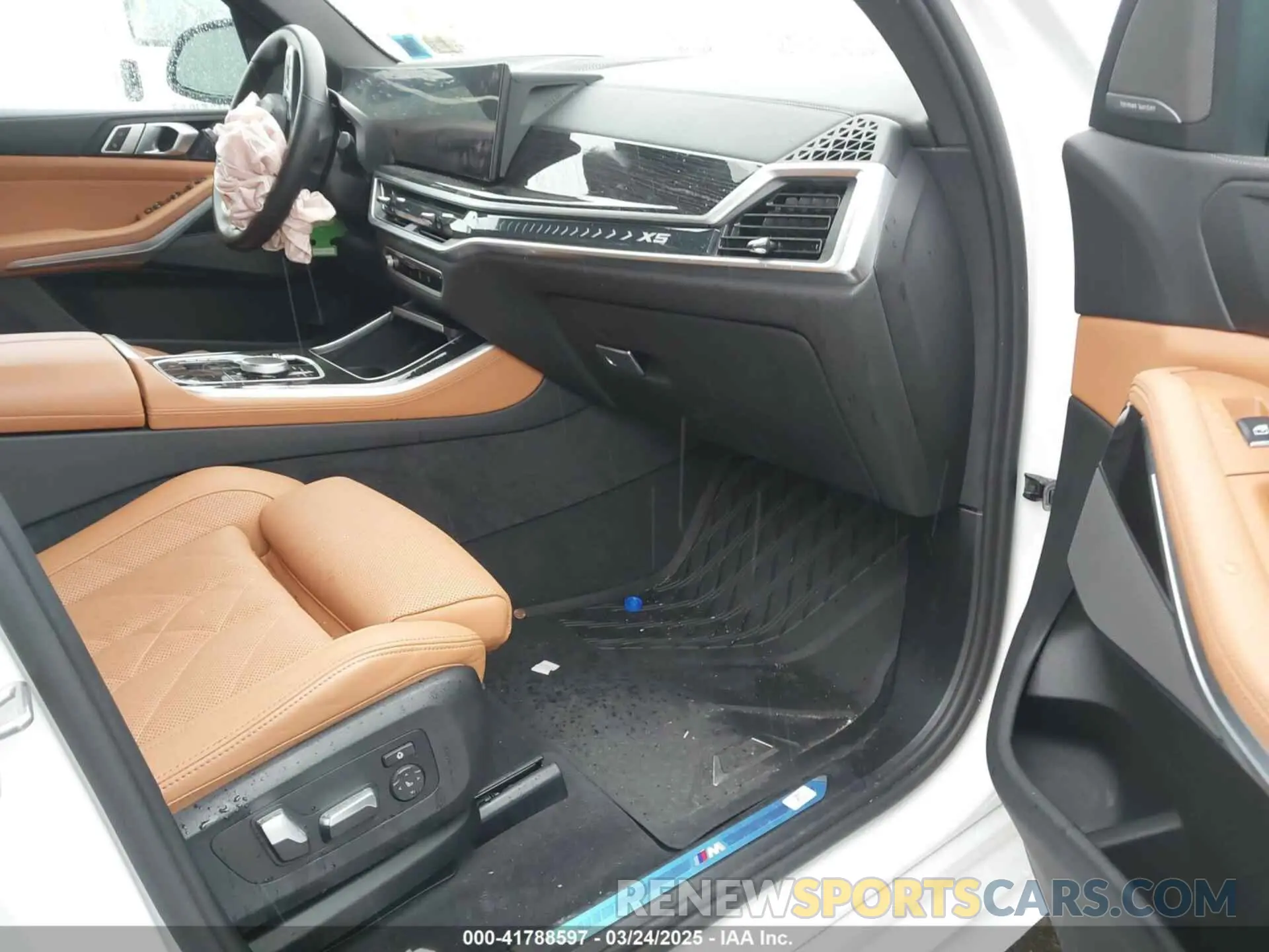 5 Фотография поврежденного автомобиля 5UX23EU04R9V15176 BMW X5 2024