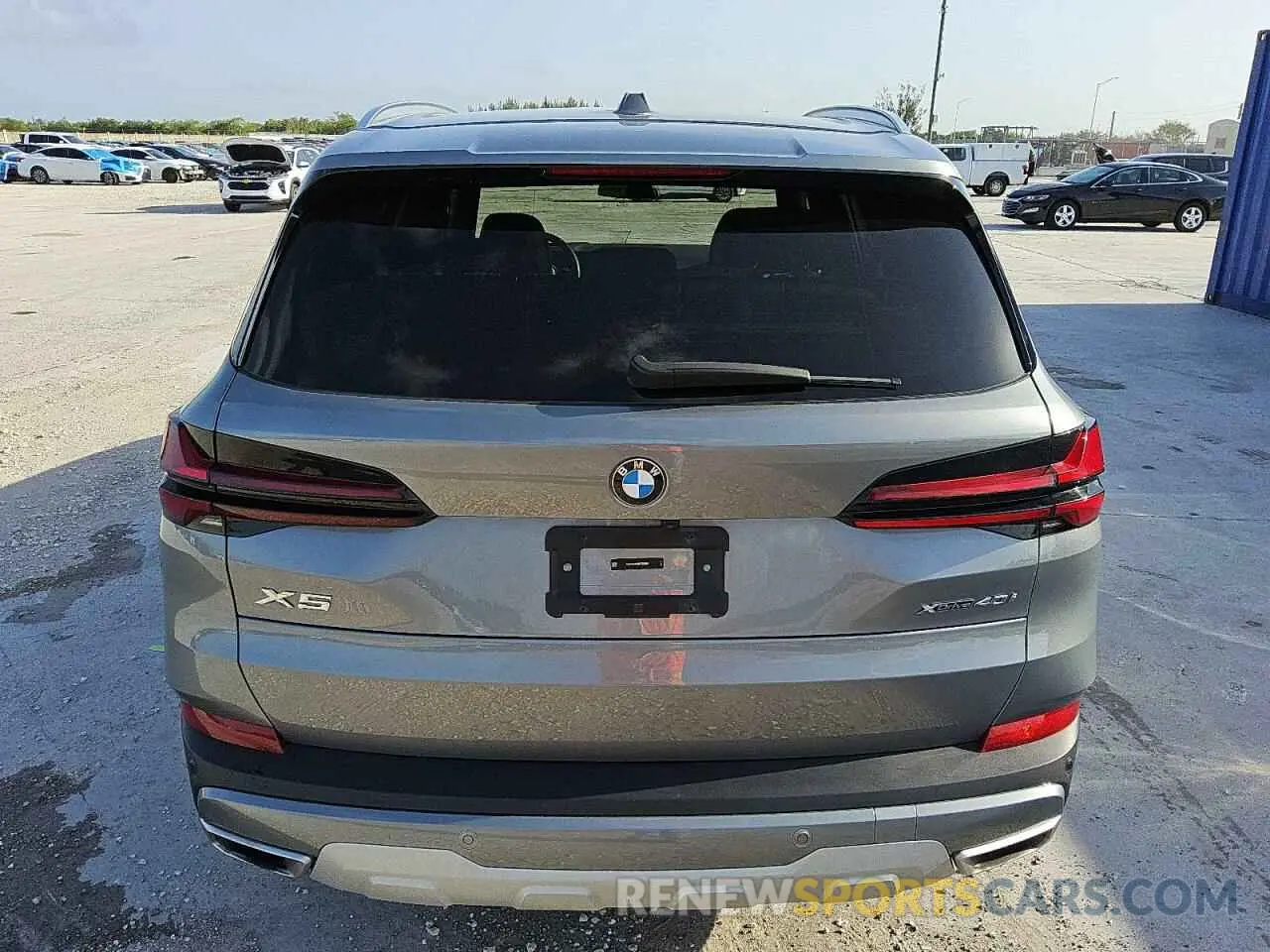 6 Photograph of a damaged car 5UX23EU05R9T53848 BMW X5 2024