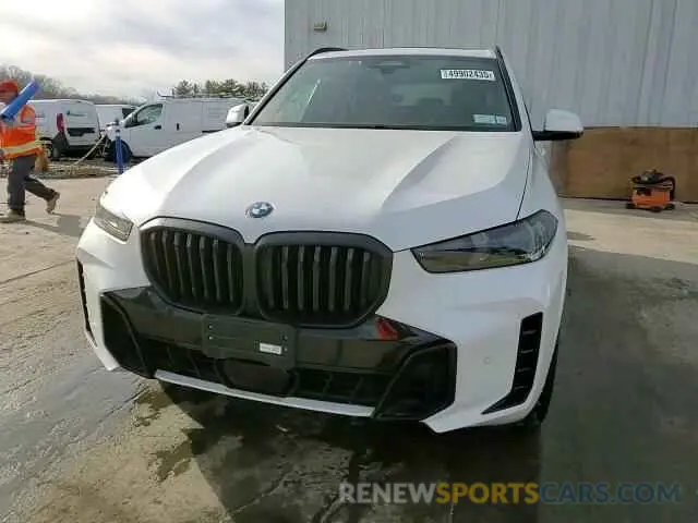 13 Photograph of a damaged car 5UX23EU05R9U48829 BMW X5 2024