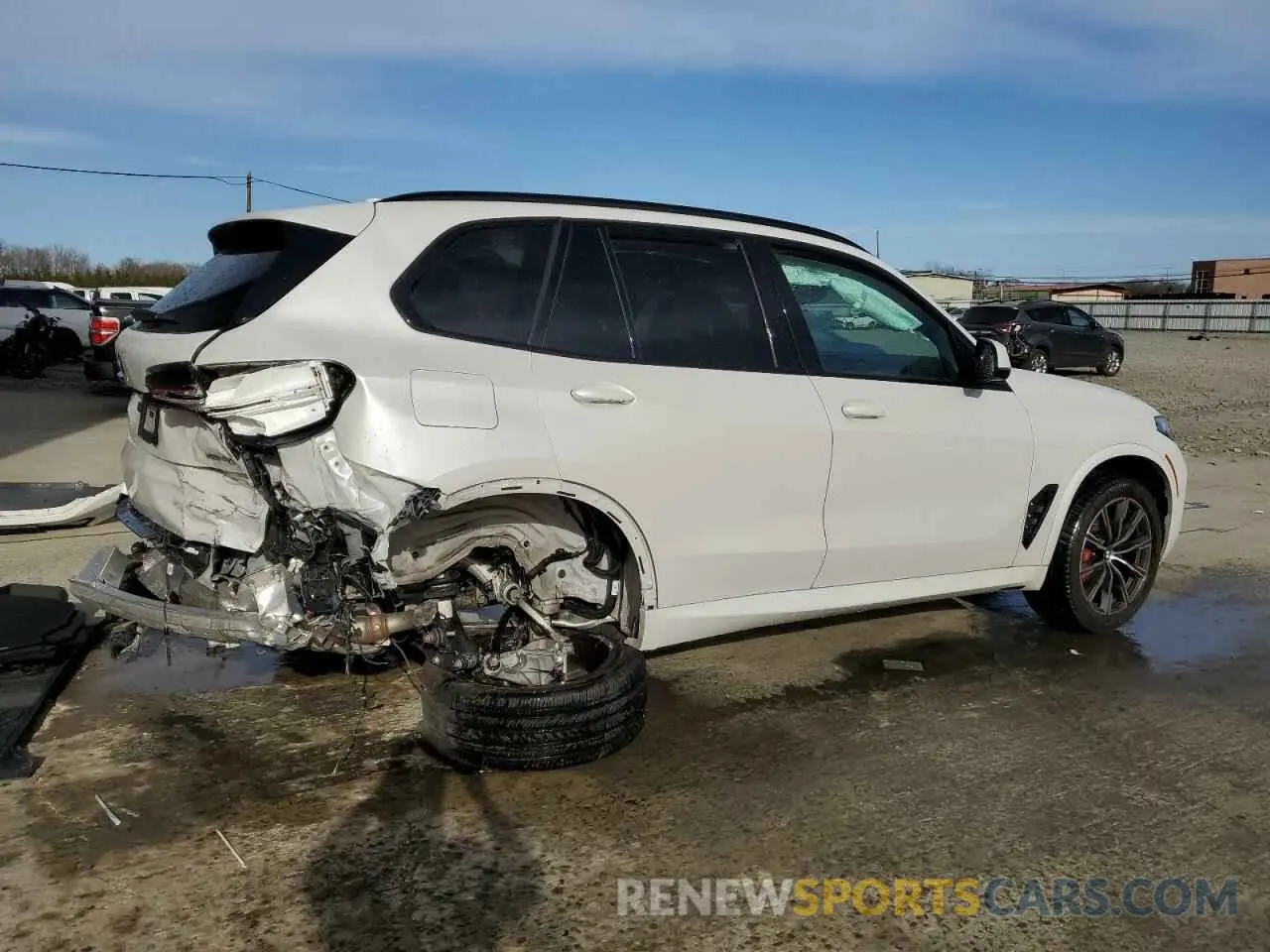 3 Photograph of a damaged car 5UX23EU05R9U48829 BMW X5 2024