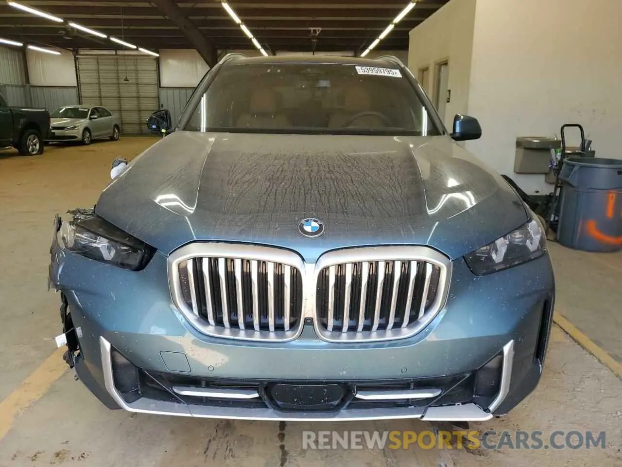 5 Photograph of a damaged car 5UX23EU07R9U87468 BMW X5 2024