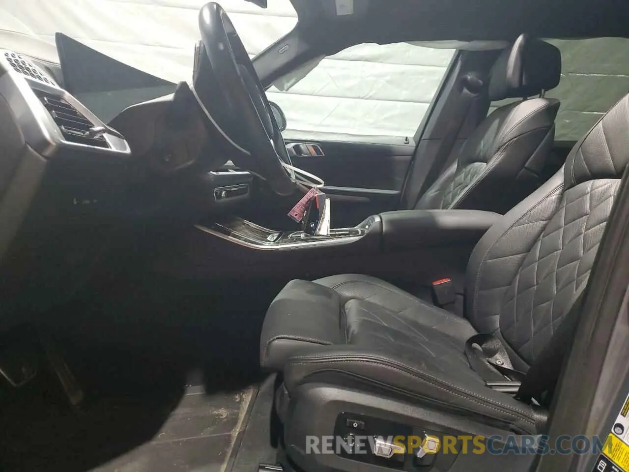 7 Фотография поврежденного автомобиля 5UX23EU09R9S70164 BMW X5 2024