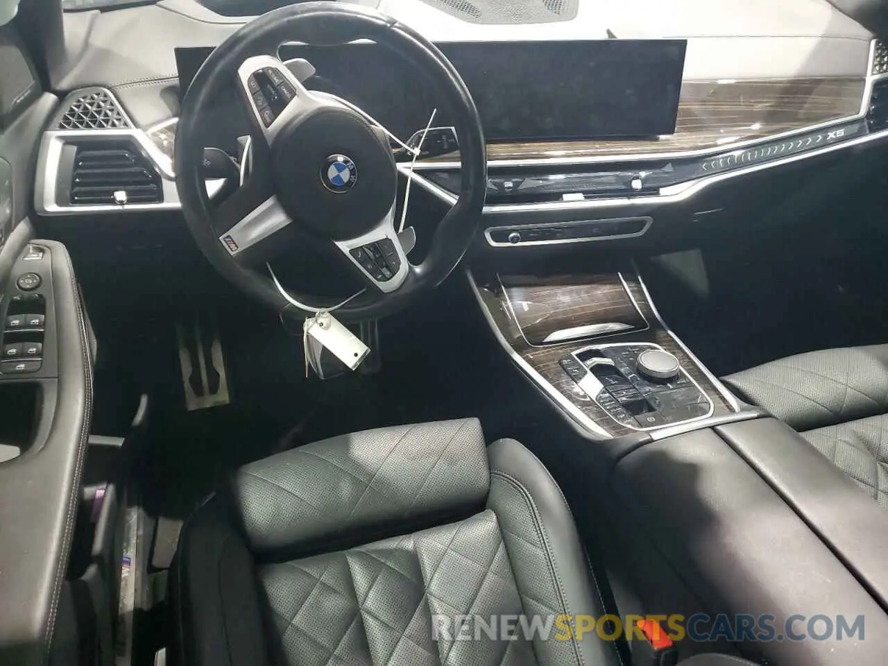 8 Фотография поврежденного автомобиля 5UX23EU09R9S70164 BMW X5 2024