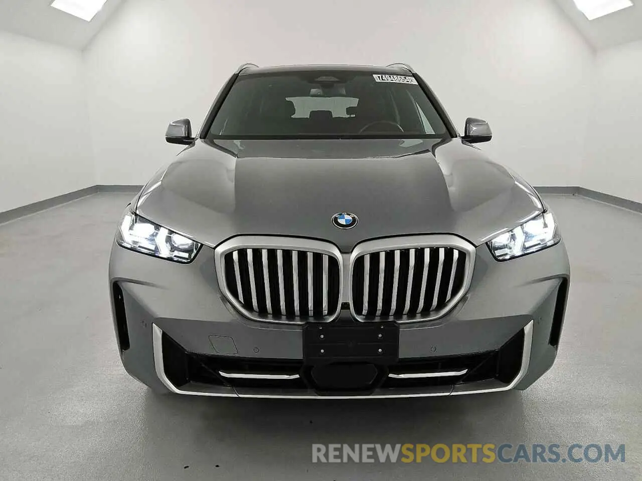 5 Photograph of a damaged car 5UX23EU09R9V60887 BMW X5 2024